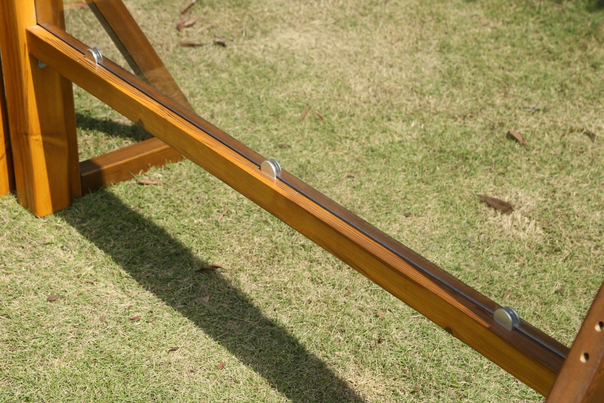 Wisdom - Buiten ezel met transparant paneel - Playlaan