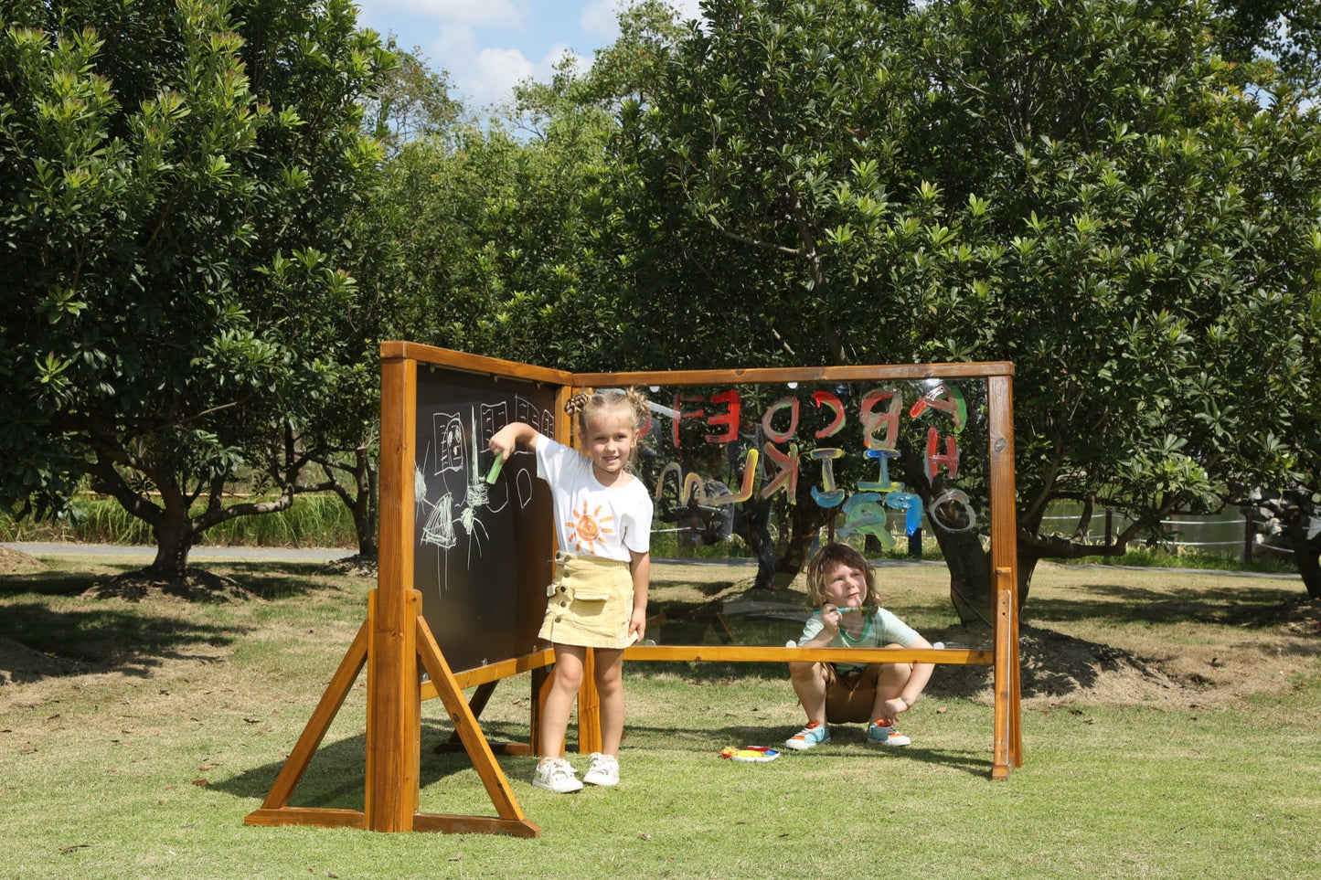 Wisdom - Buiten ezel met transparant paneel - Playlaan