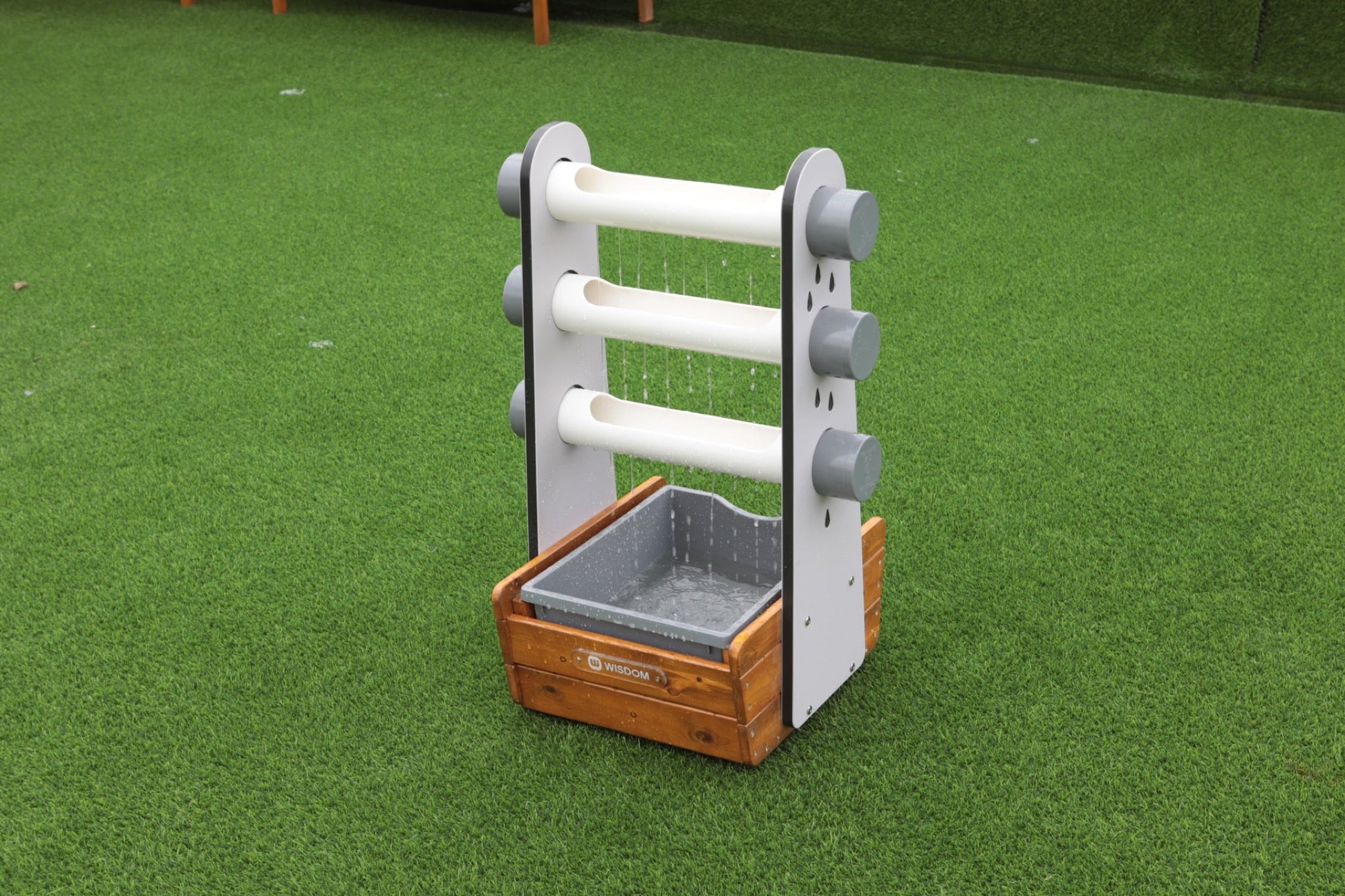 Wisdom - Buiten water speelstation - Regendruppel - Playlaan