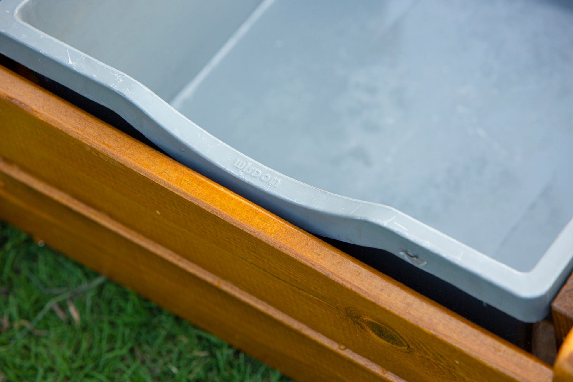 Wisdom - Buiten water speelstation - Watergoten - Playlaan