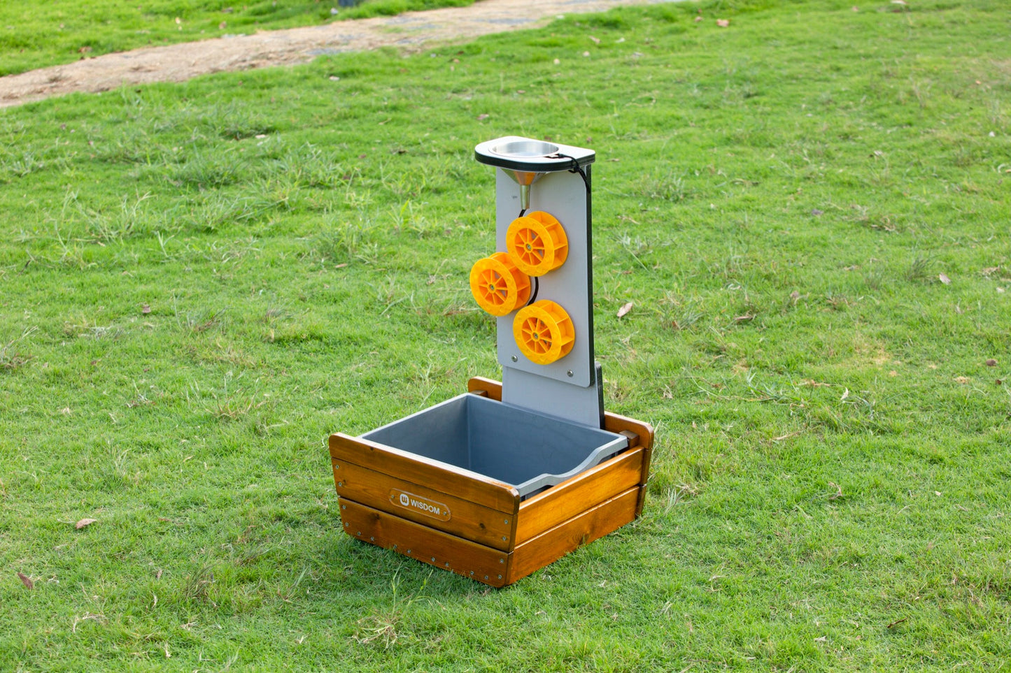 Wisdom - Buiten water speelstation - watermolen - Playlaan