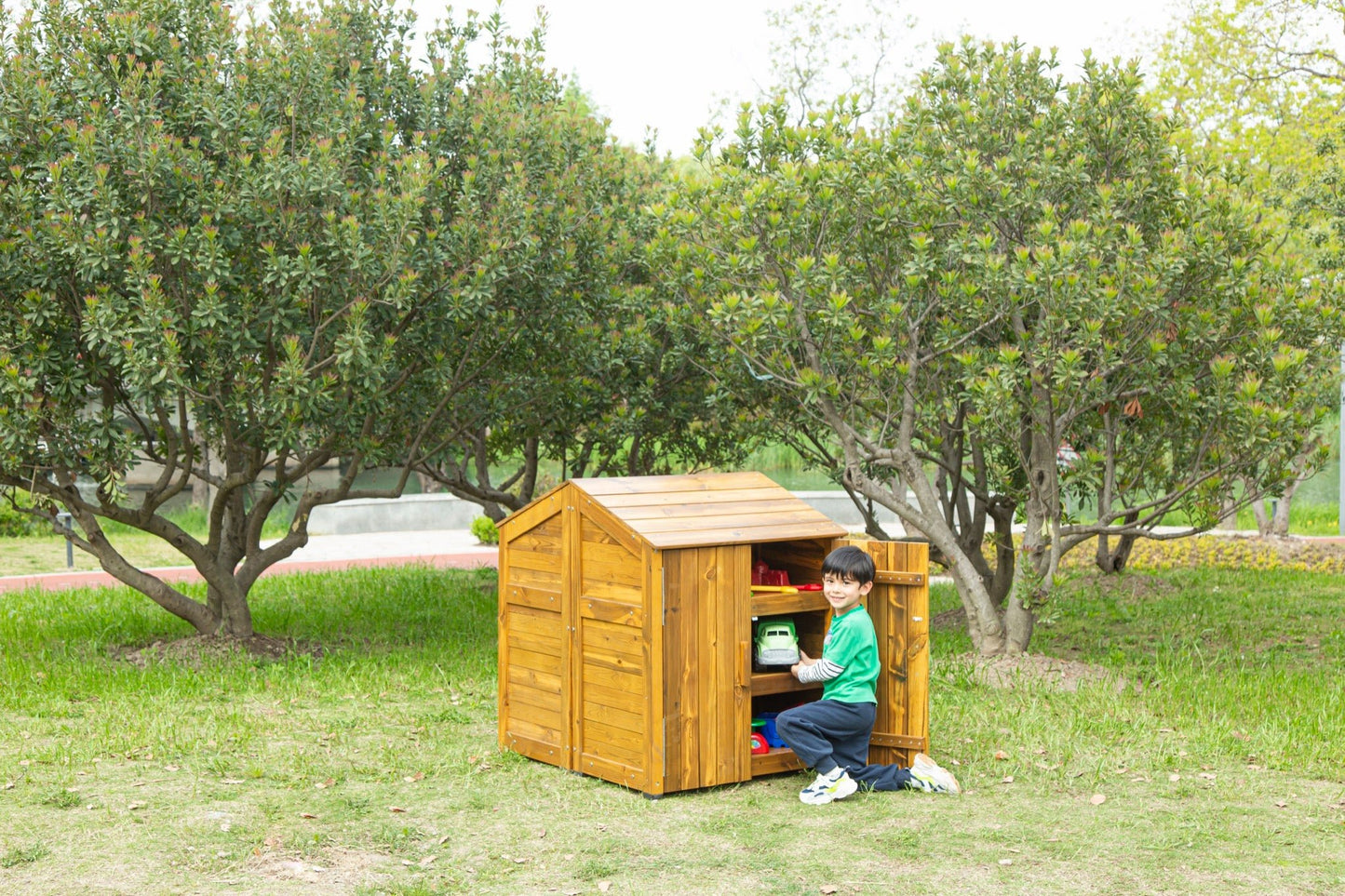 Wisdom - Buitenopbergkast met opake deuren - Playlaan