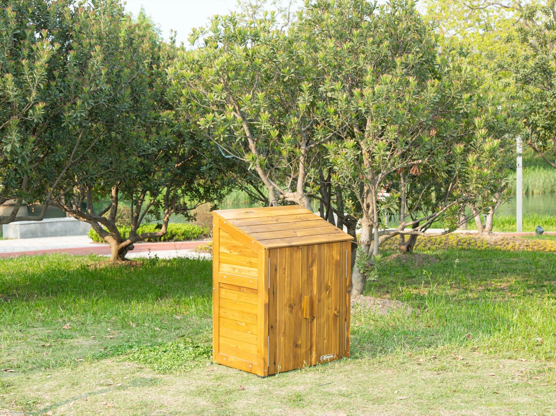 Wisdom - Buitenopbergkast met opake deuren - Playlaan