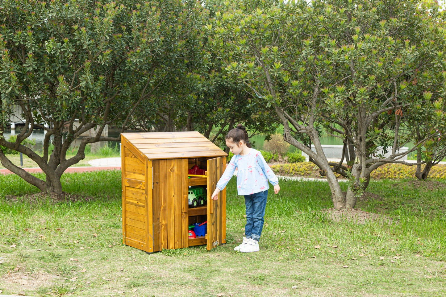 Wisdom - Buitenopbergkast met opake deuren - Playlaan