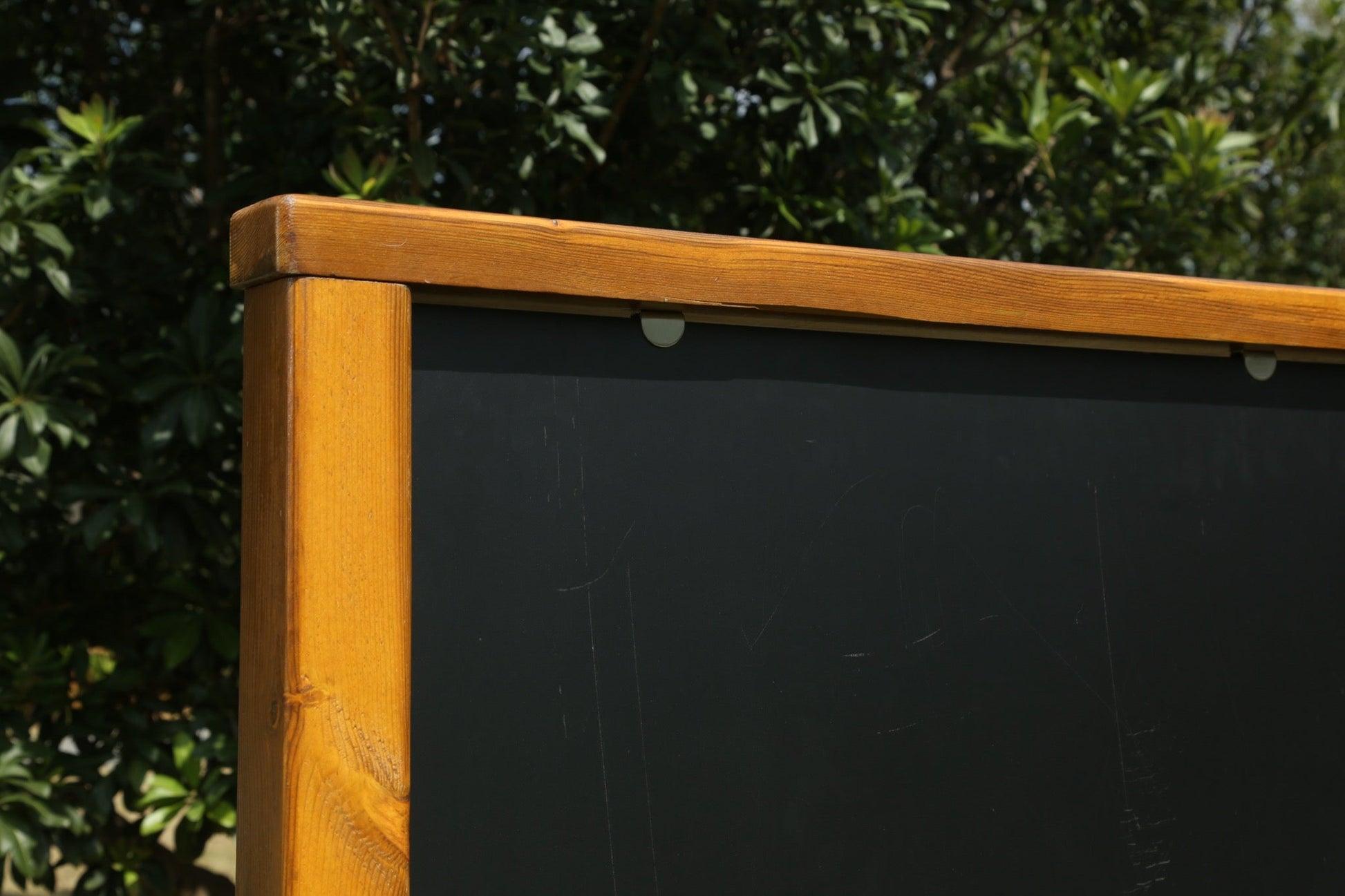 Wisdom - Krijtbord schildersezel voor buiten - Playlaan