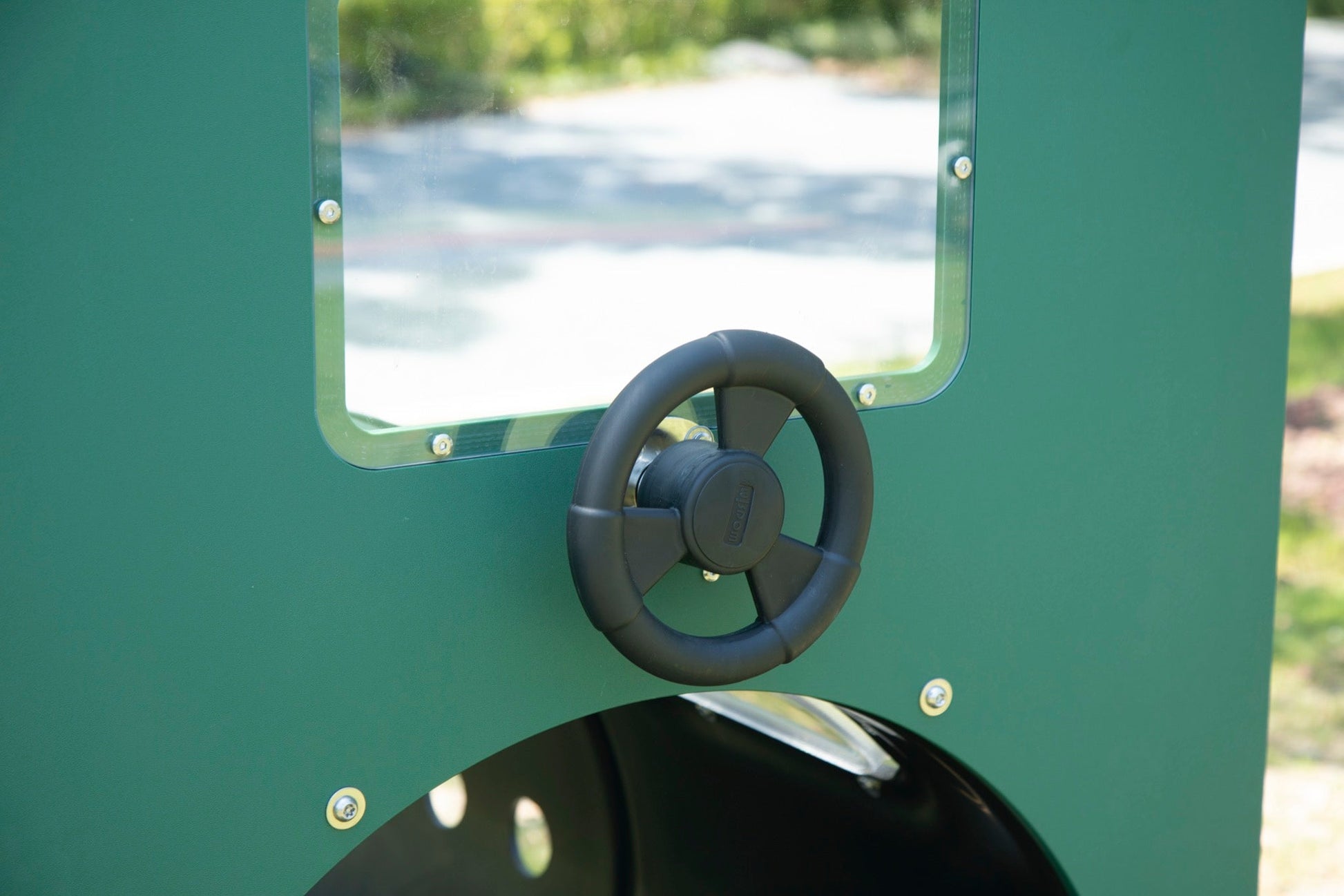 Wisdom - Kruiptunnel Locomotief - Playlaan