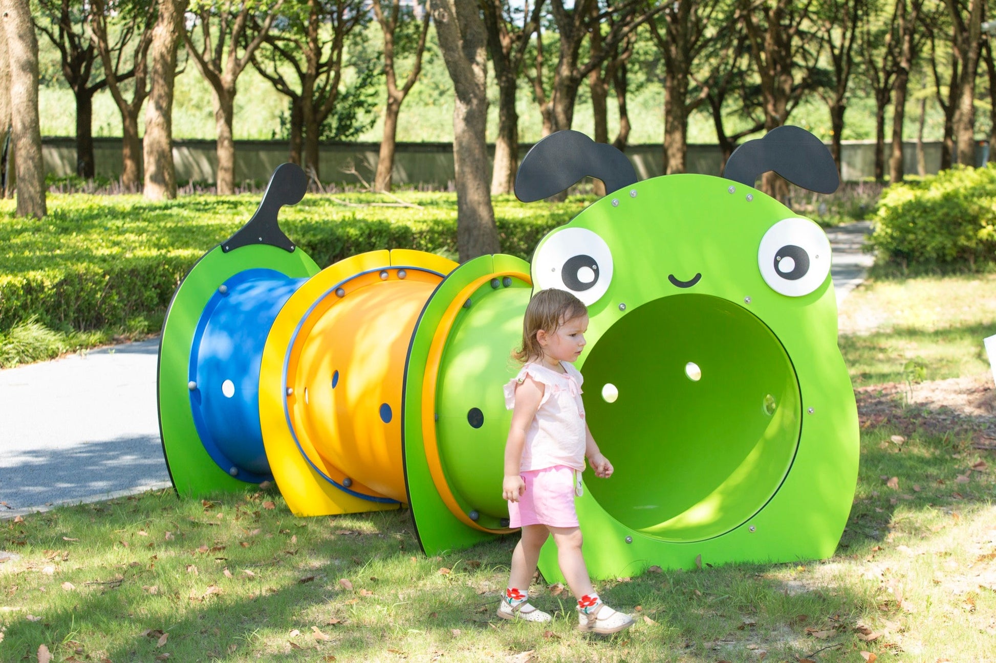Wisdom - Kruiptunnel Rups - Playlaan