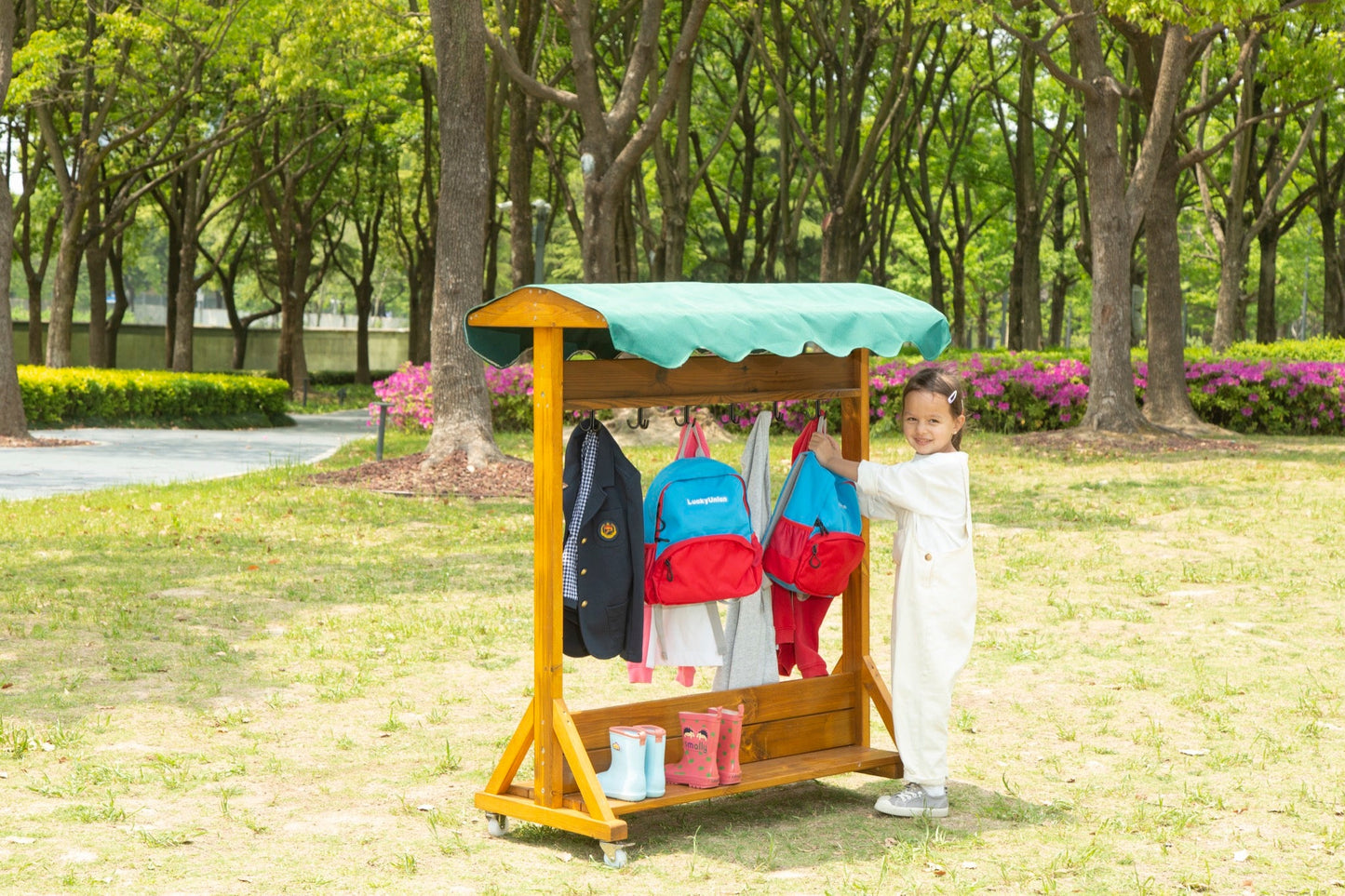 Wisdom - Mobiele garderobe voor buiten - Playlaan
