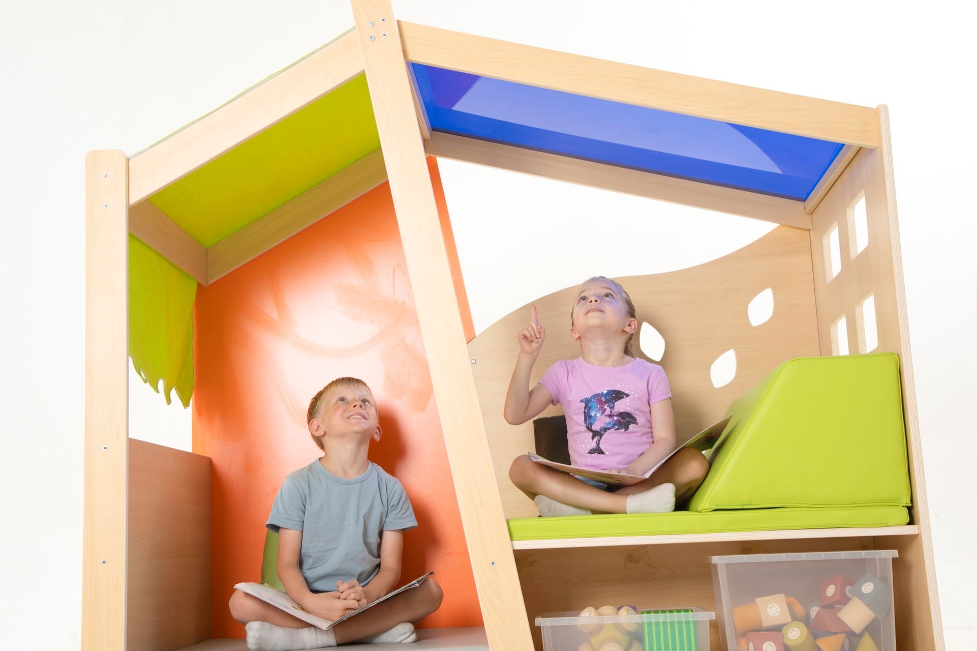 Wisdom - Mobiele leeshoek en speelhuisje (op wieltjes) - Playlaan