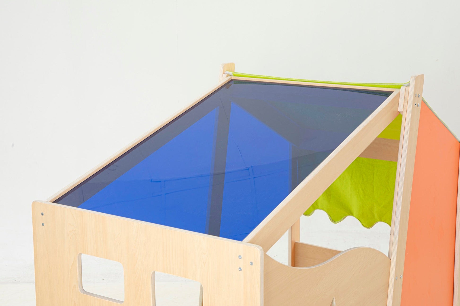 Wisdom - Mobiele leeshoek en speelhuisje (op wieltjes) - Playlaan