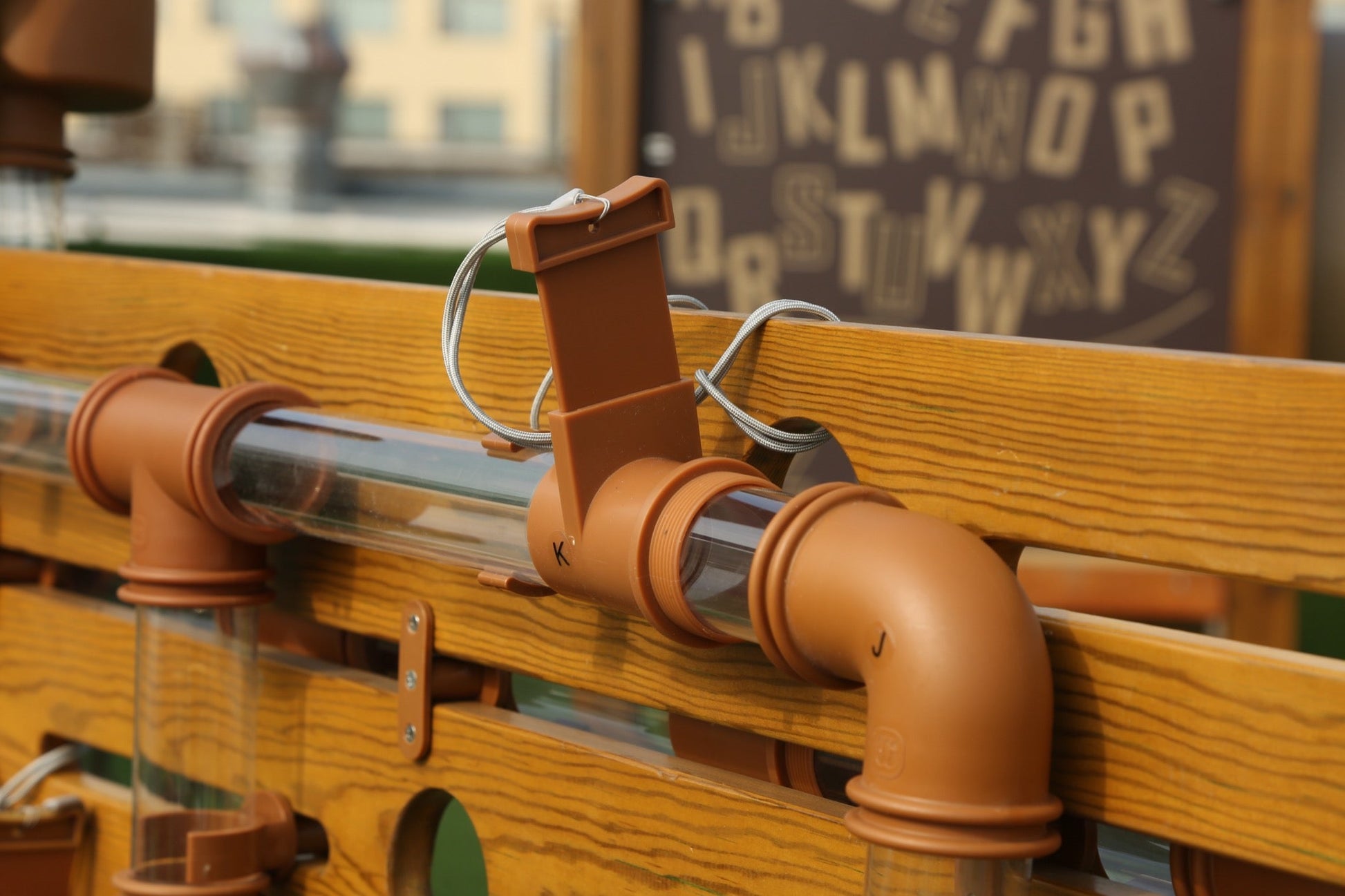 Wisdom - Mobiele waterspeelplek voor buiten met buizen - Playlaan