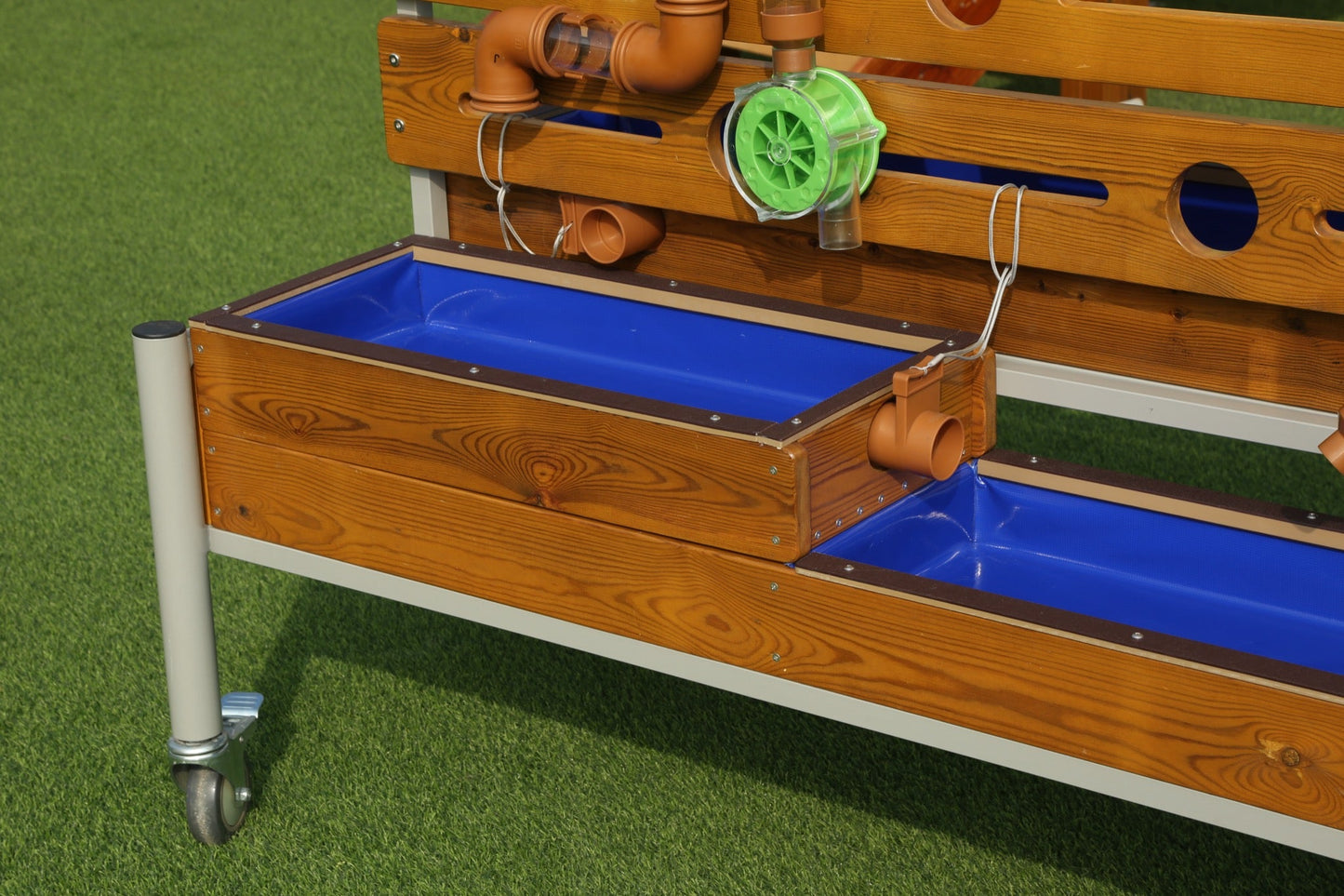 Wisdom - Mobiele waterspeelplek voor buiten met buizen - Playlaan