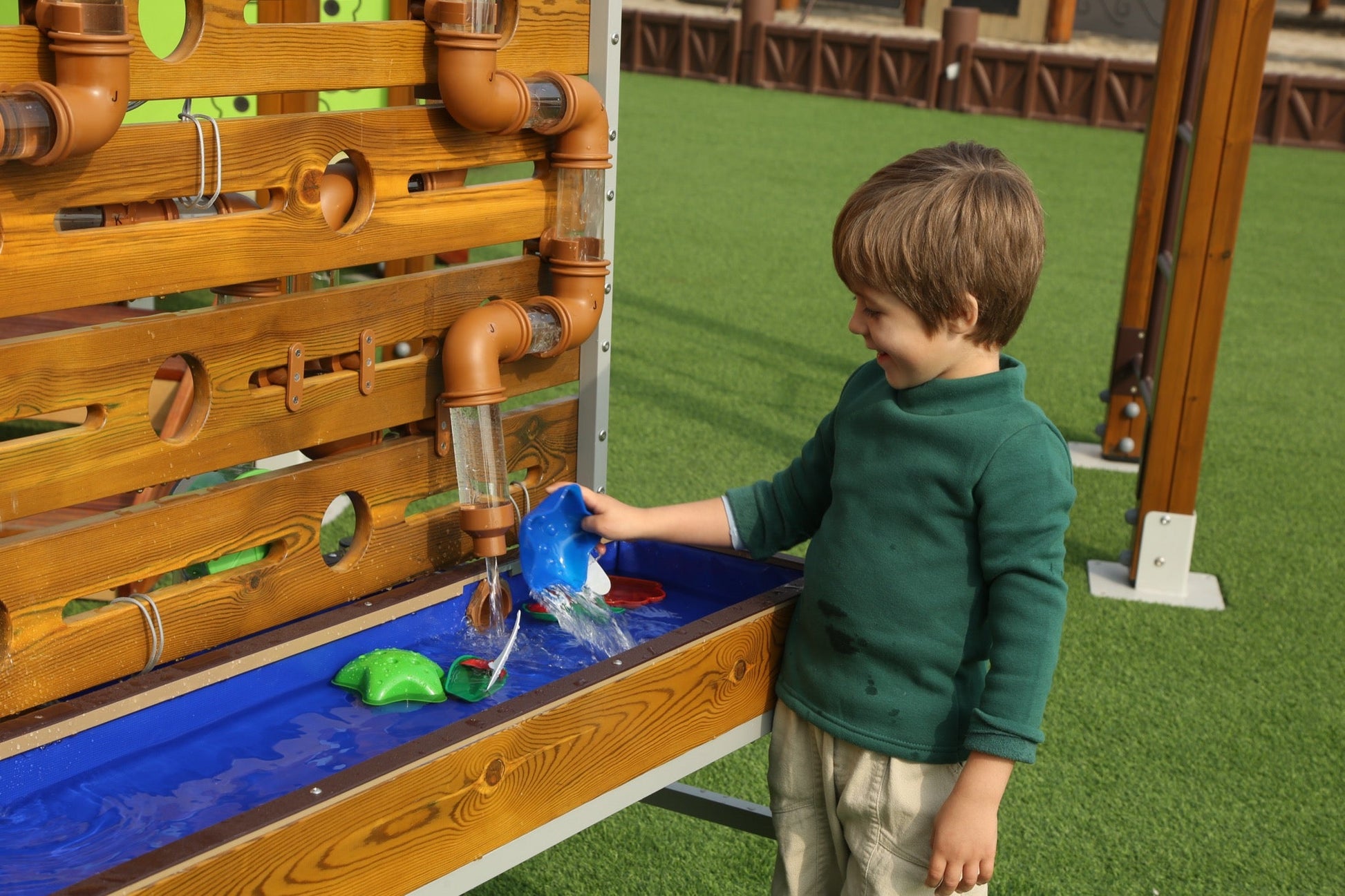 Wisdom - Mobiele waterspeelplek voor buiten met buizen - Playlaan