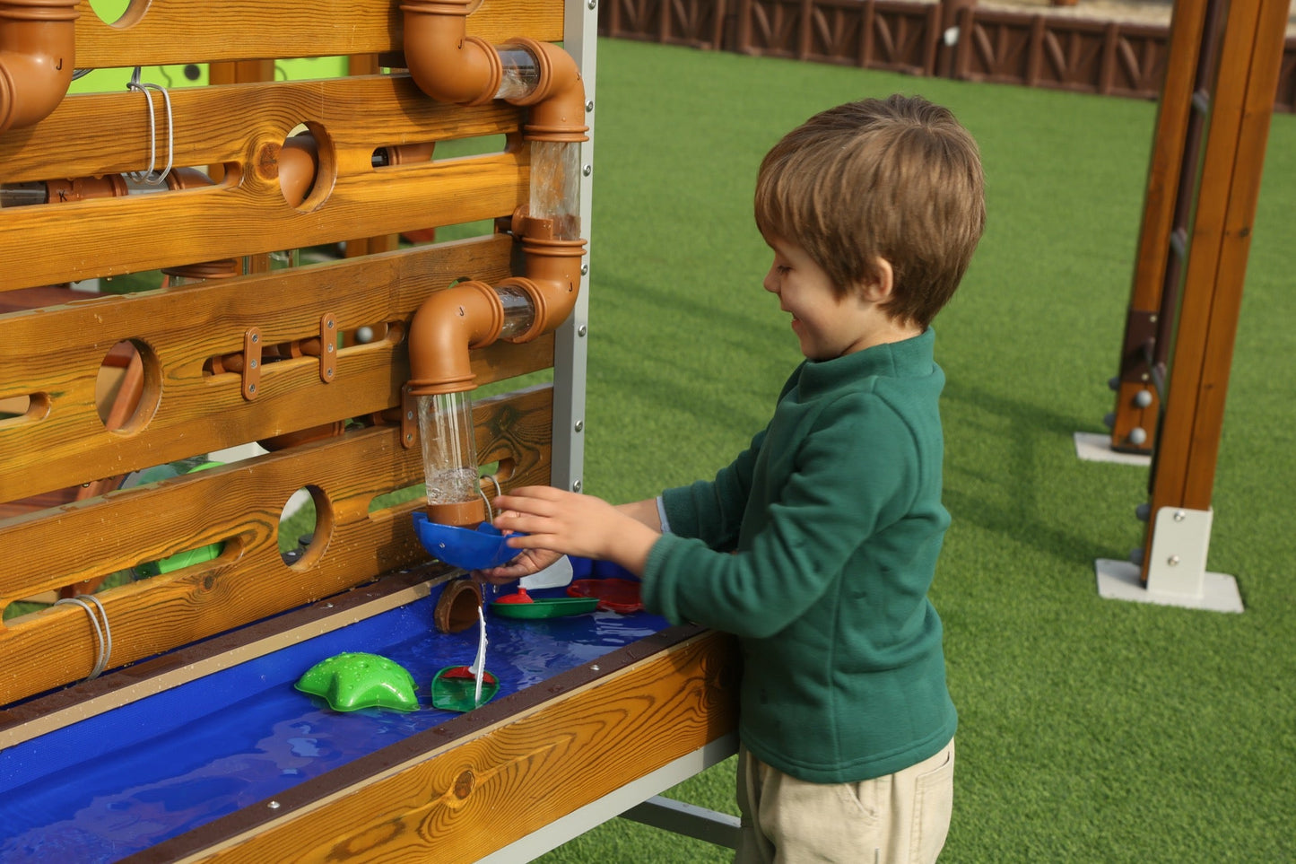 Wisdom - Mobiele waterspeelplek voor buiten met buizen - Playlaan