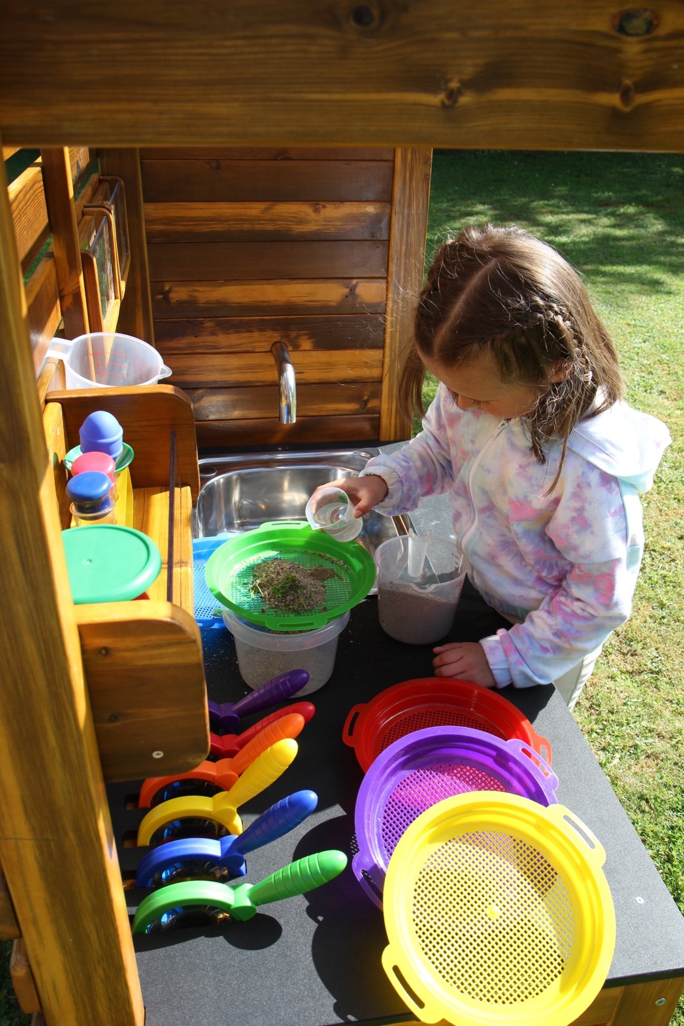 Wisdom - Modderkeuken experimentstation voor buiten - Playlaan
