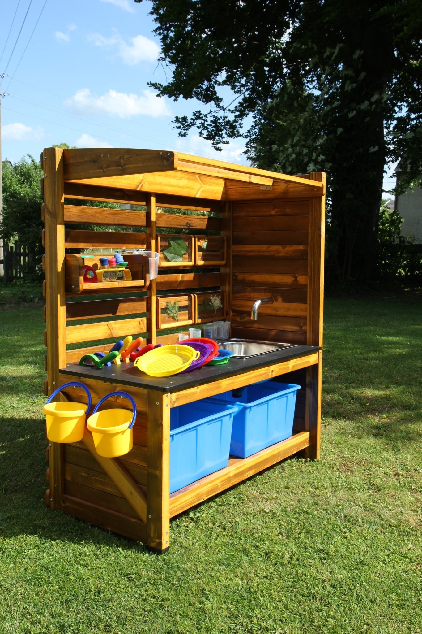 Wisdom - Modderkeuken experimentstation voor buiten - Playlaan