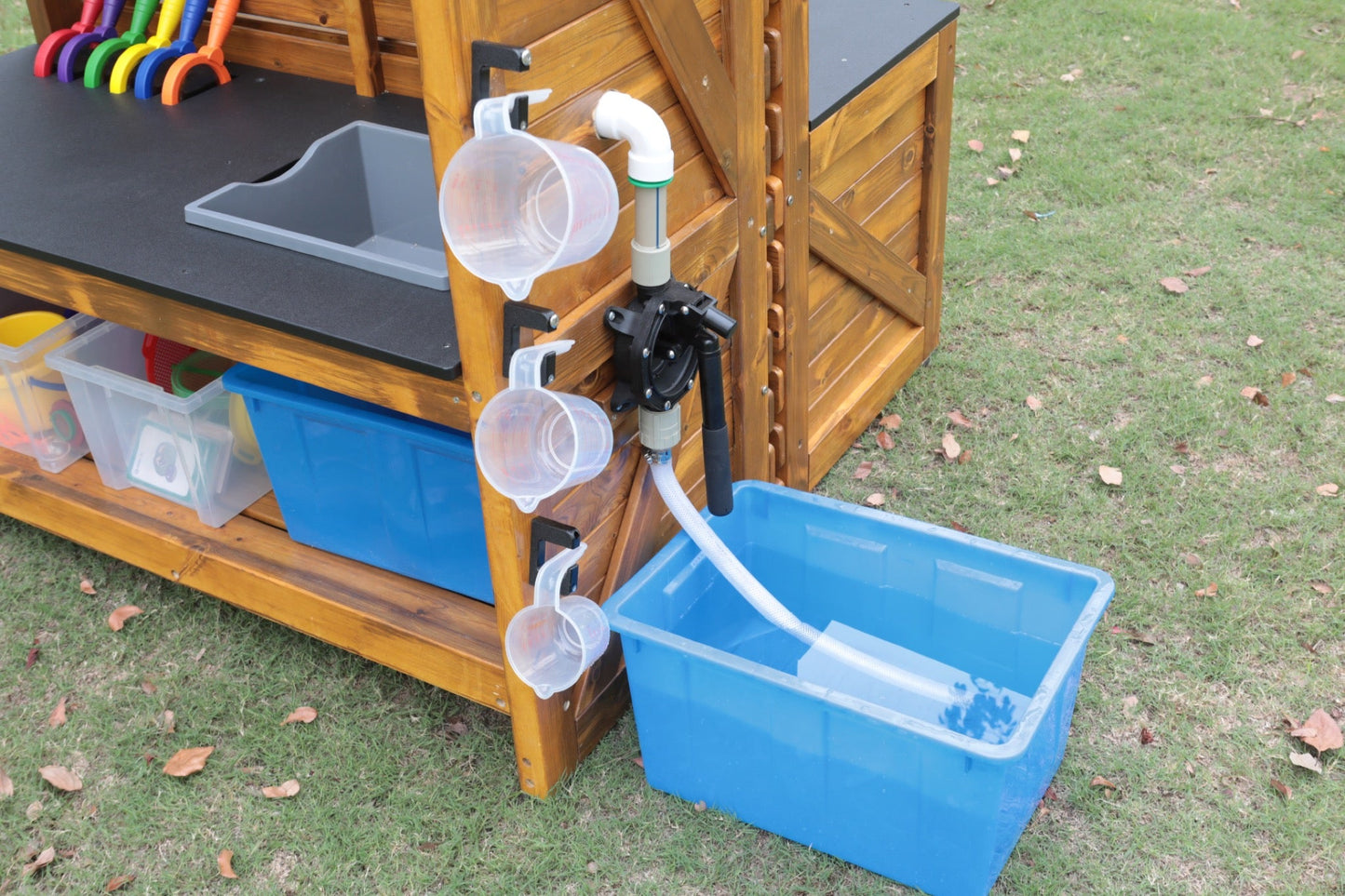 Wisdom - Modderkeuken experimentstation voor buiten - Playlaan