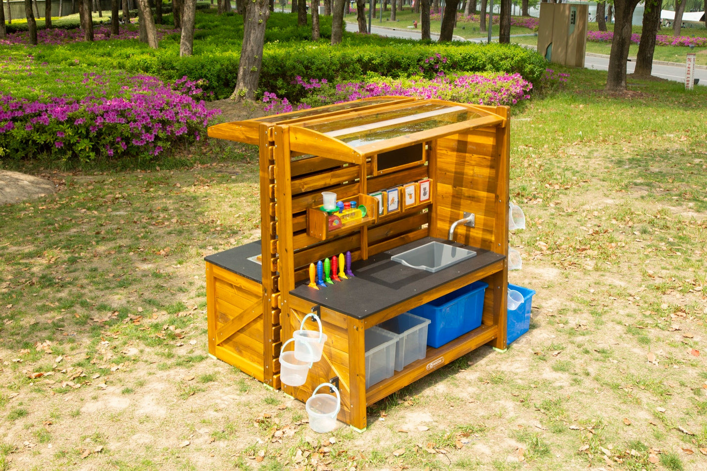 Wisdom - Modderkeuken experimentstation voor buiten - Playlaan