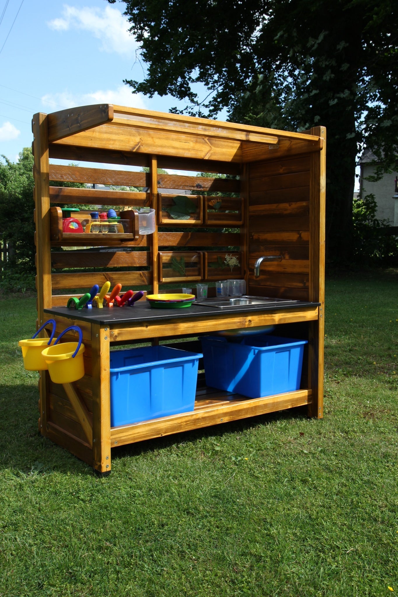 Wisdom - Modderkeuken experimentstation voor buiten - Playlaan