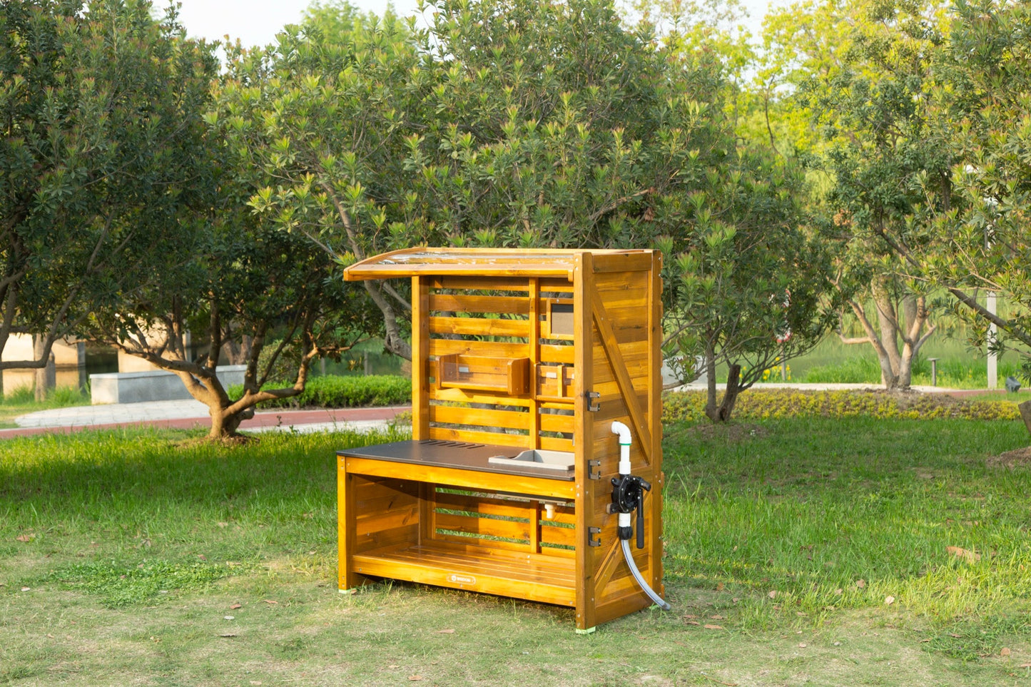 Wisdom - Modderkeuken experimentstation voor buiten - Playlaan