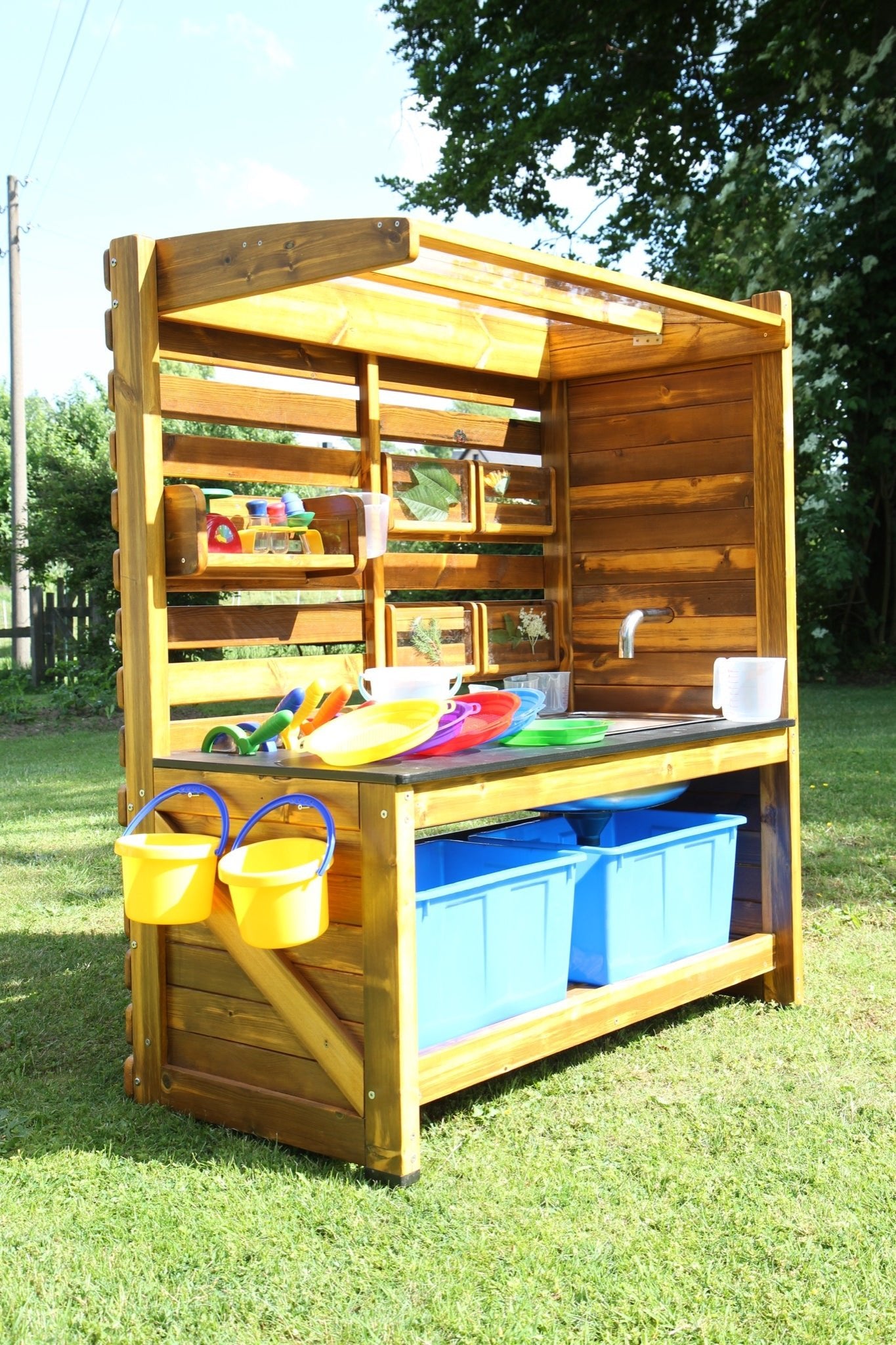 Wisdom - Modderkeuken experimentstation voor buiten - Playlaan