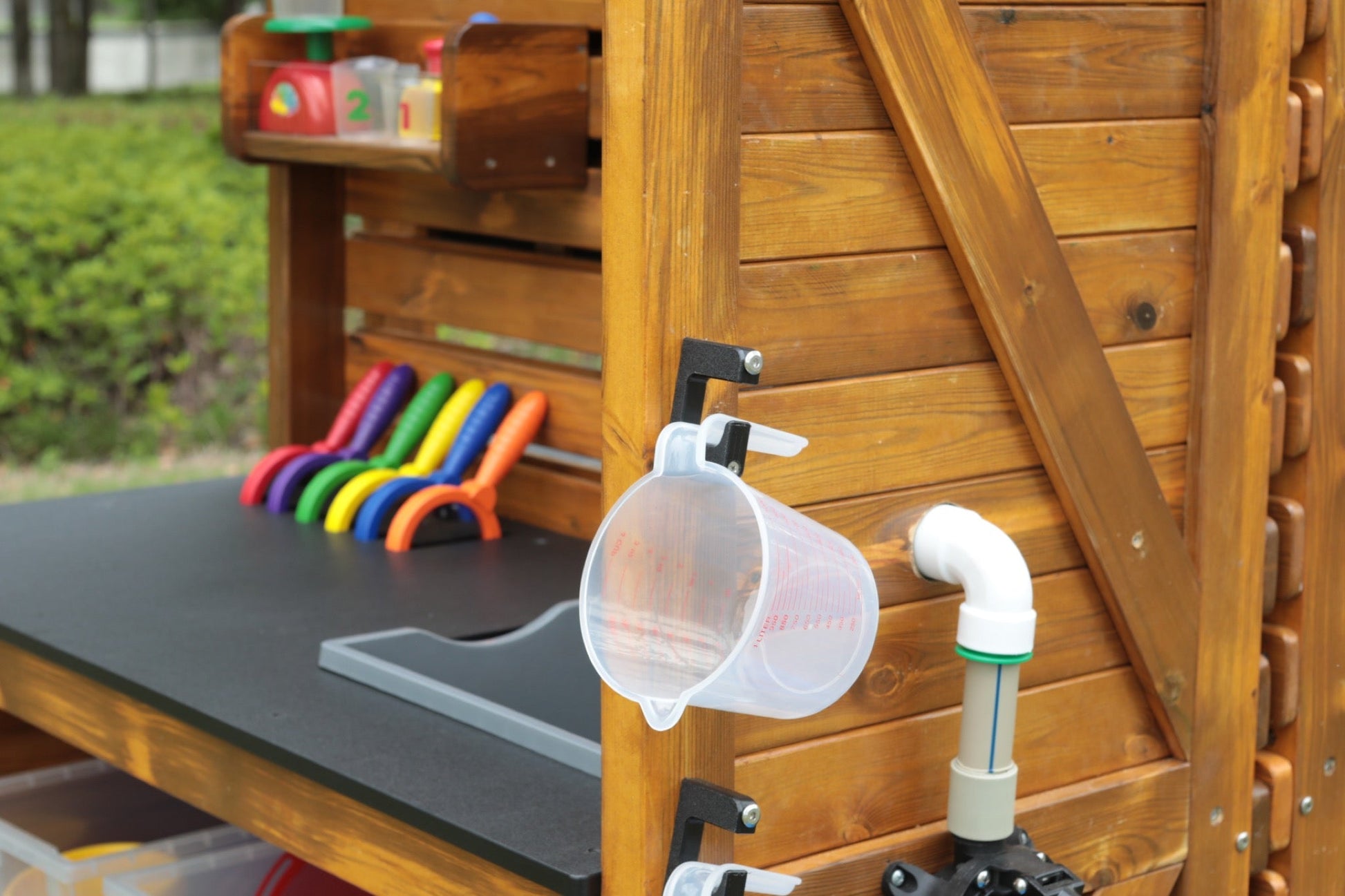 Wisdom - Modderkeuken experimentstation voor buiten - Playlaan