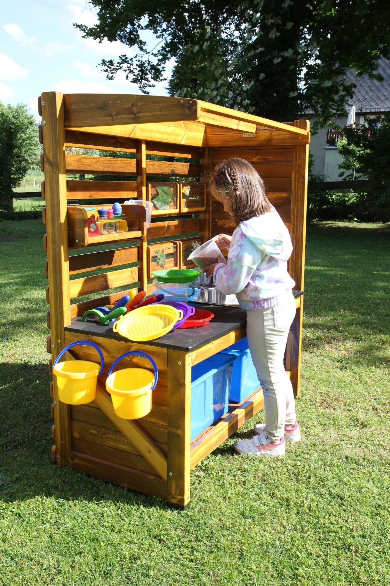 Wisdom - Modderkeuken experimentstation voor buiten - Playlaan