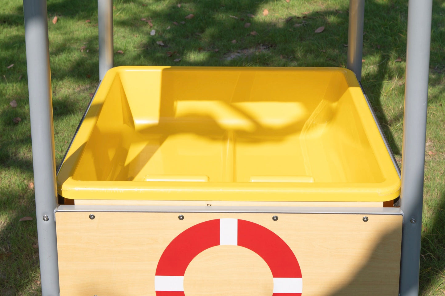 Wisdom - Moddertafel op wielen met schuin dak - Playlaan