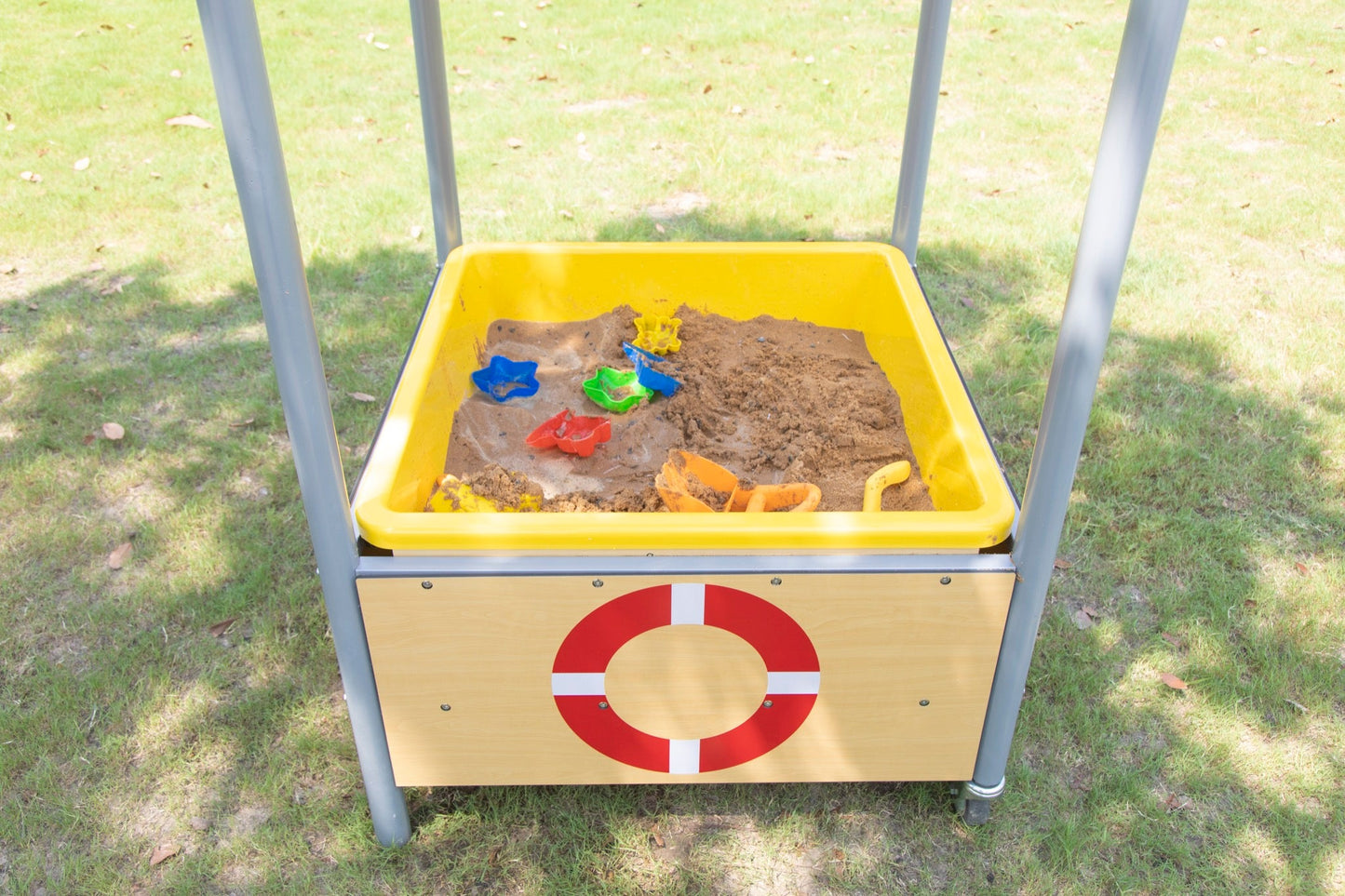 Wisdom - Moddertafel op wielen met schuin dak - Playlaan