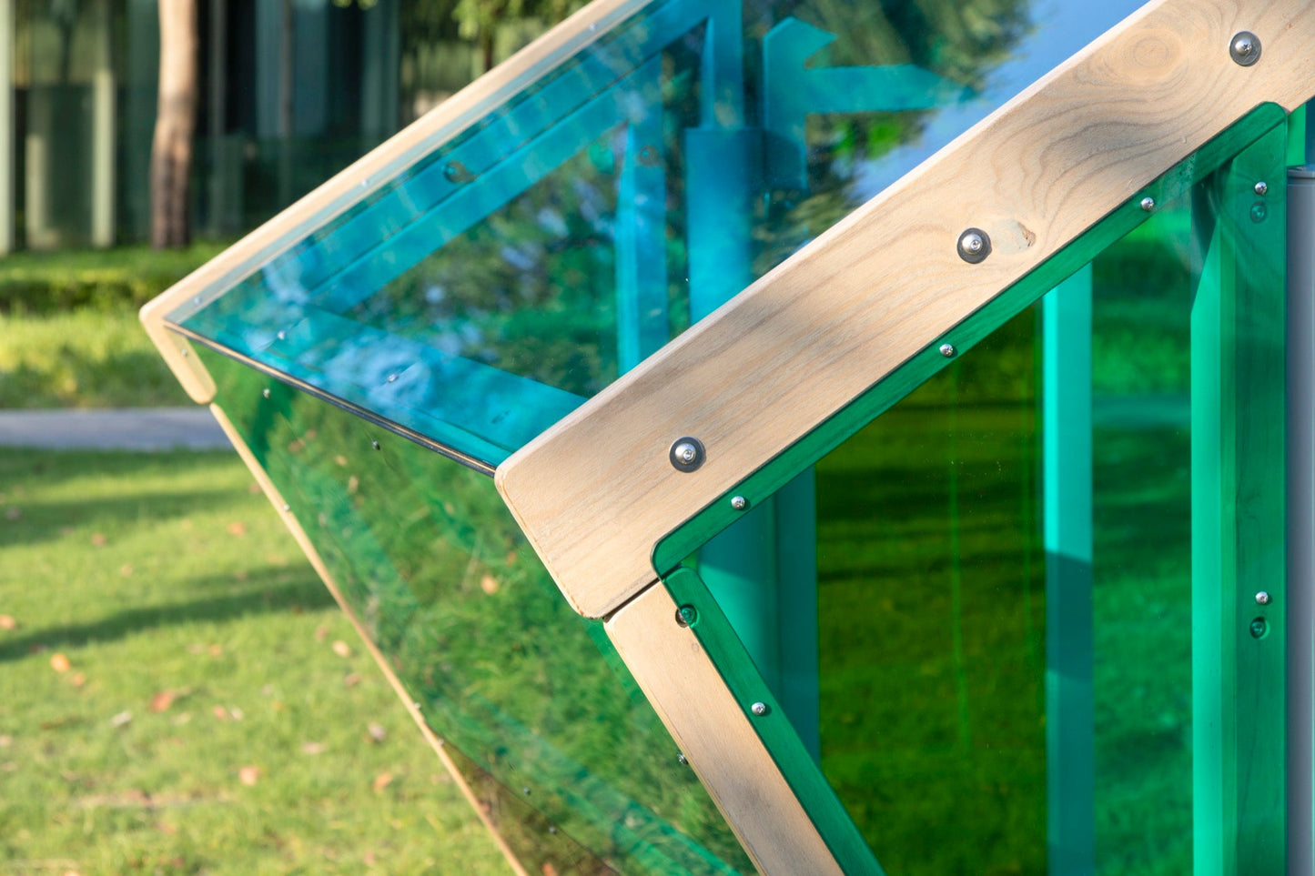 Wisdom - Multicolor speelhuisje voor buiten - Playlaan