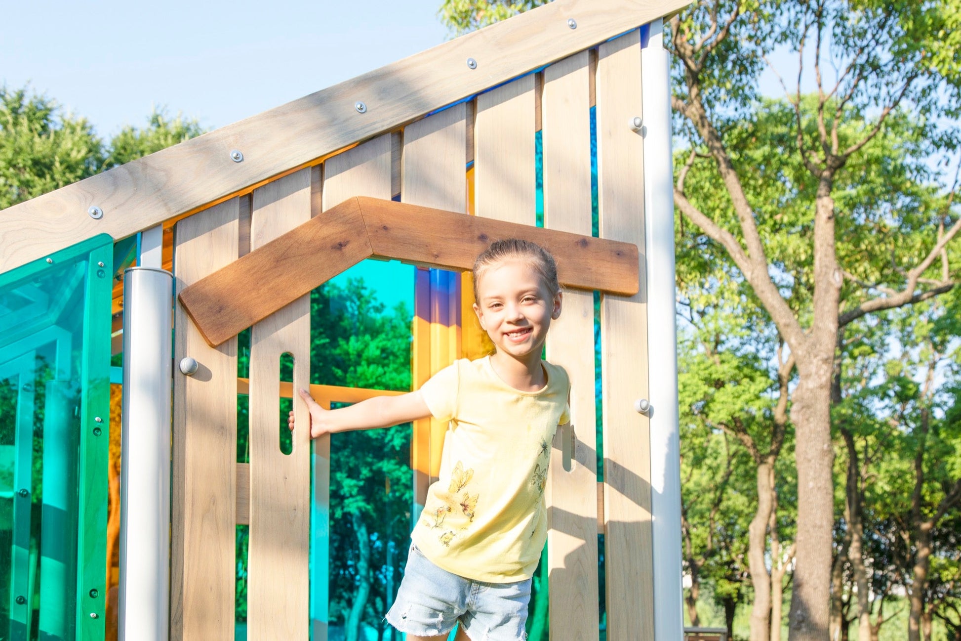 Wisdom - Multicolor speelhuisje voor buiten - Playlaan