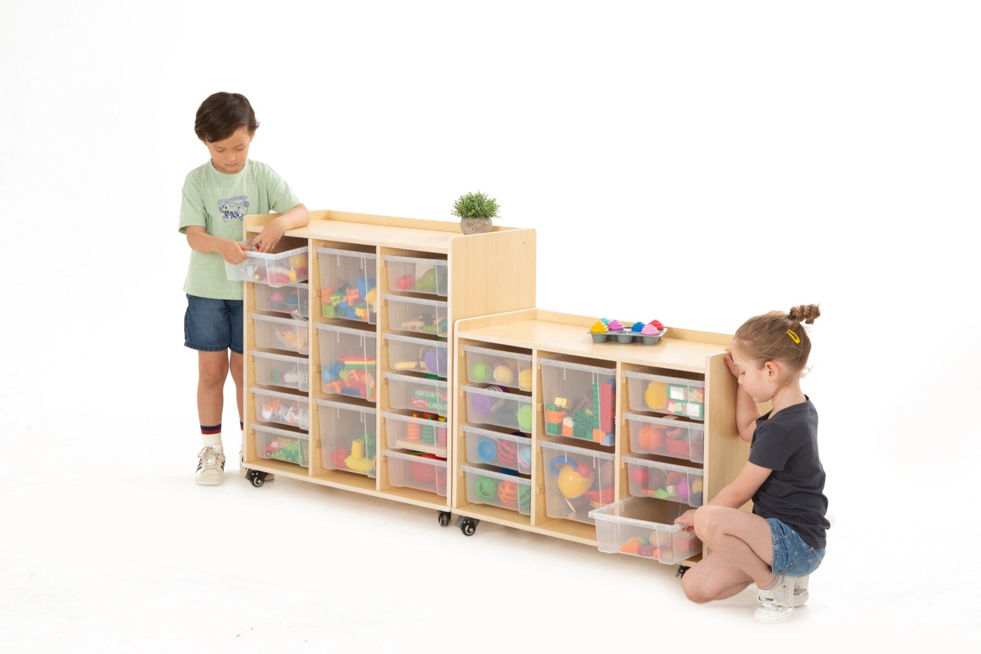 Wisdom - Opbergkast op wieltjes met 15 bakken (12 klein, 3 groot) - Playlaan