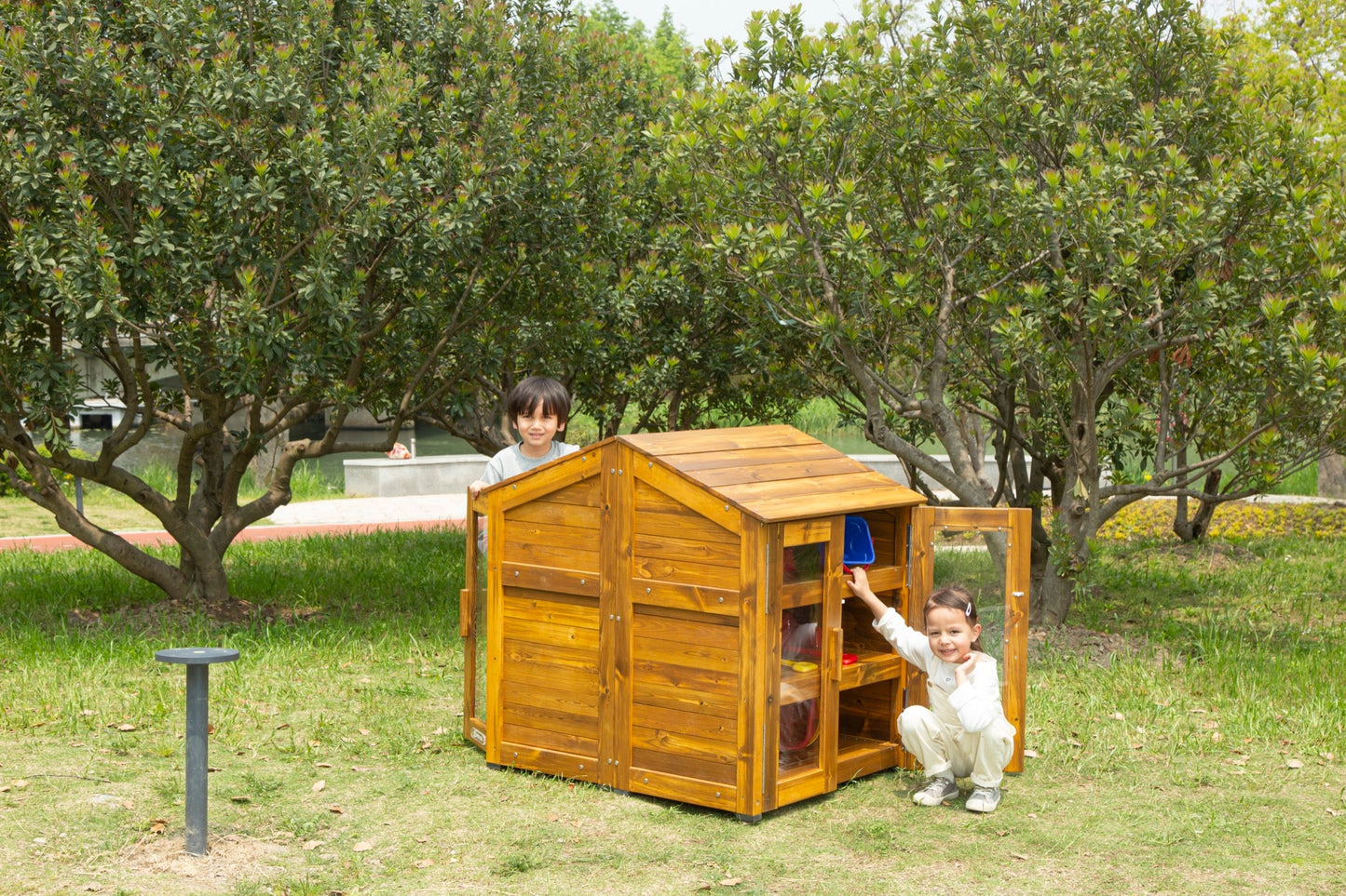 Wisdom - Opbergkast voor buiten met transparante deuren - Playlaan