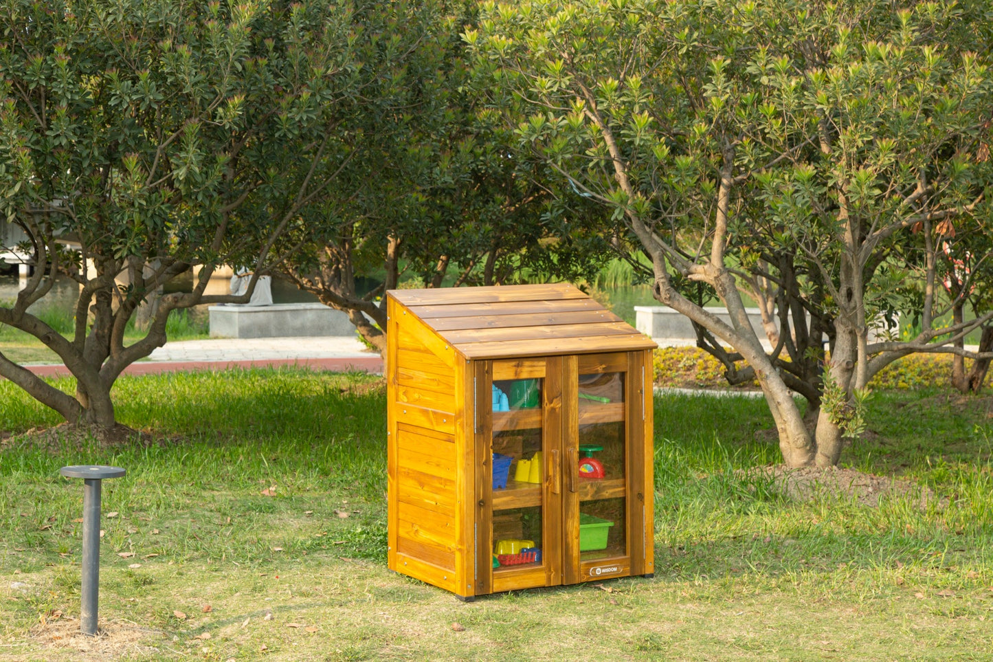 Wisdom - Opbergkast voor buiten met transparante deuren - Playlaan