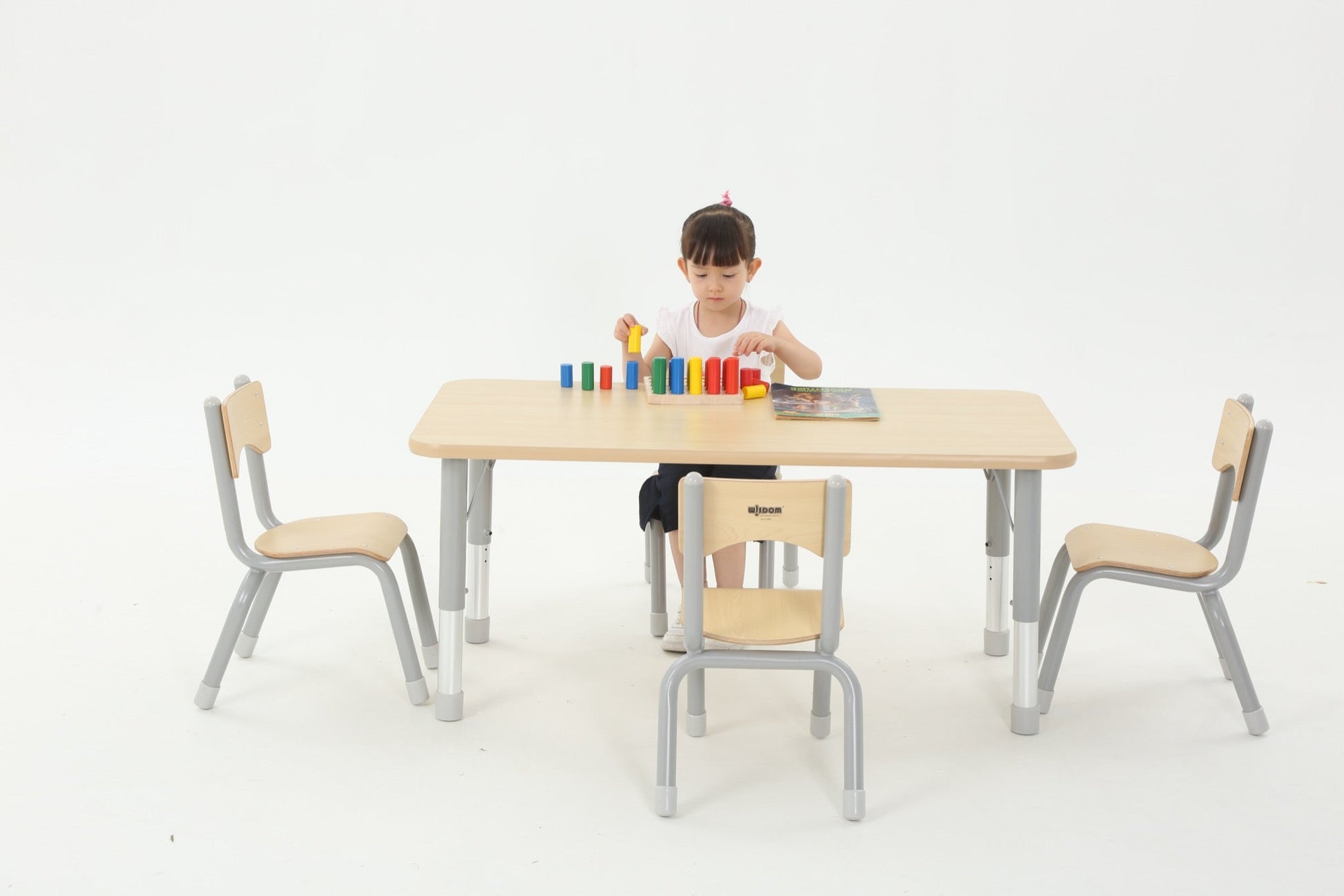 Wisdom - Rechthoekige tafel voor klaslokaal verstelbaar - Owlaf - Playlaan