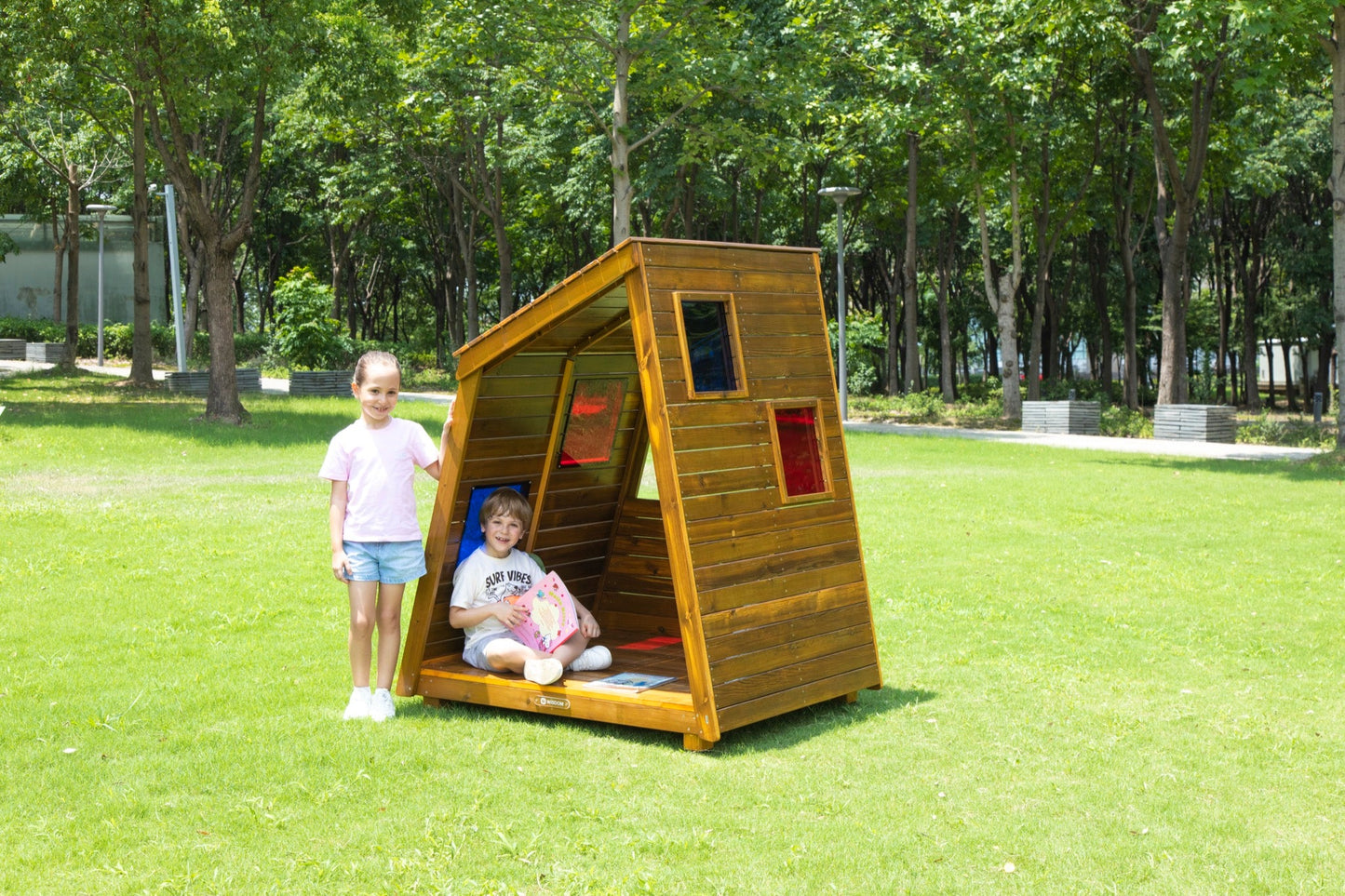 Wisdom - Speelhuisje Cabana voor buiten met kleurrijke kijkvenstertjes - Playlaan