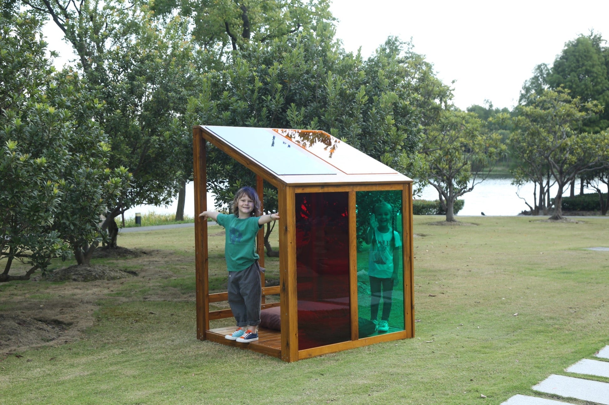 Wisdom - Speelhuisje regenboog voor buiten - Playlaan