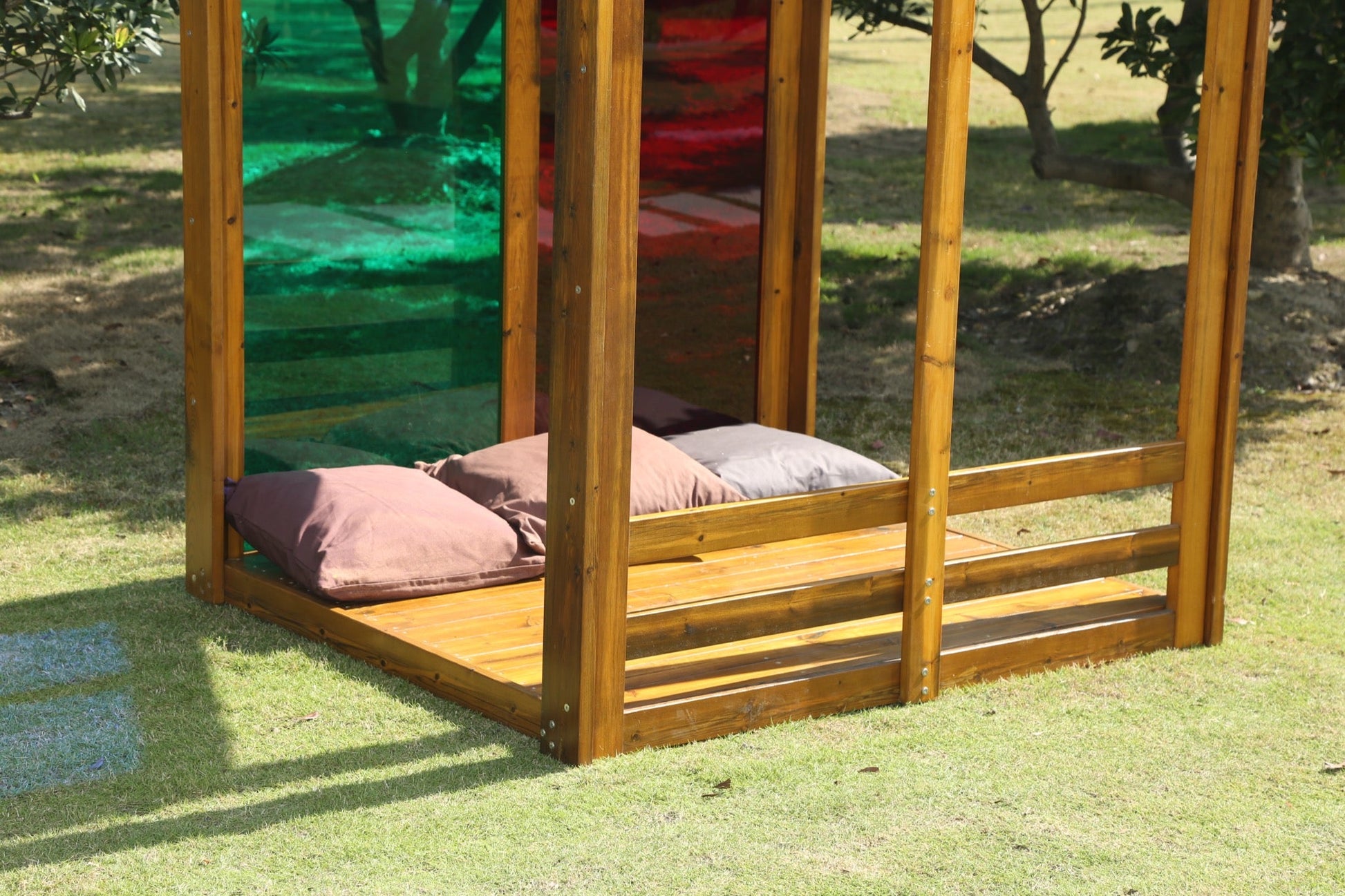 Wisdom - Speelhuisje regenboog voor buiten - Playlaan