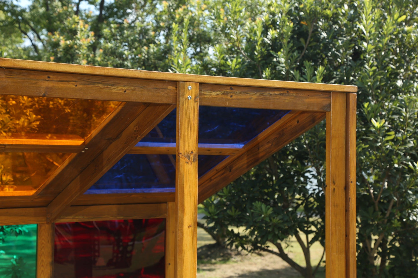 Wisdom - Speelhuisje regenboog voor buiten - Playlaan