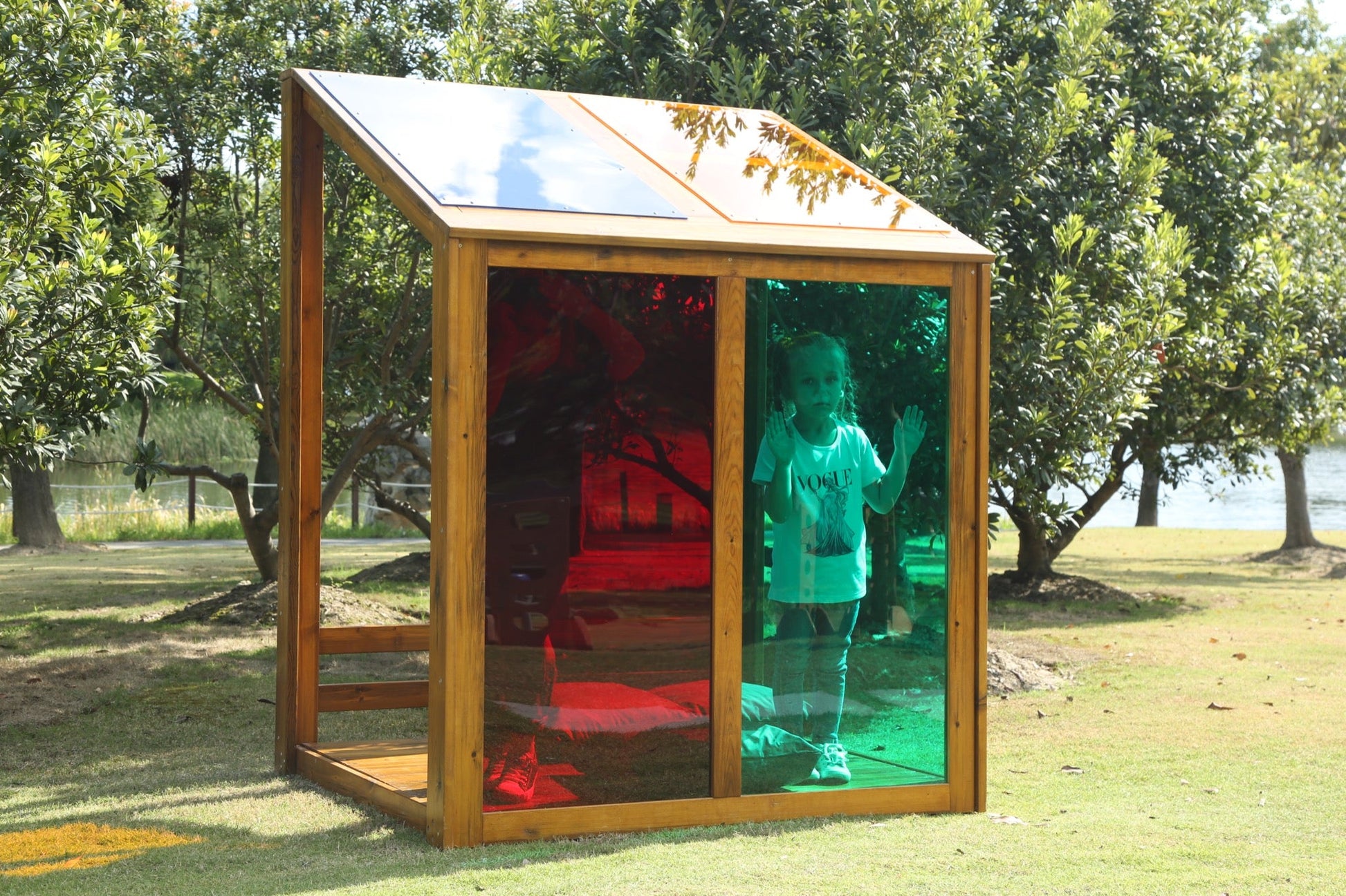 Wisdom - Speelhuisje regenboog voor buiten - Playlaan