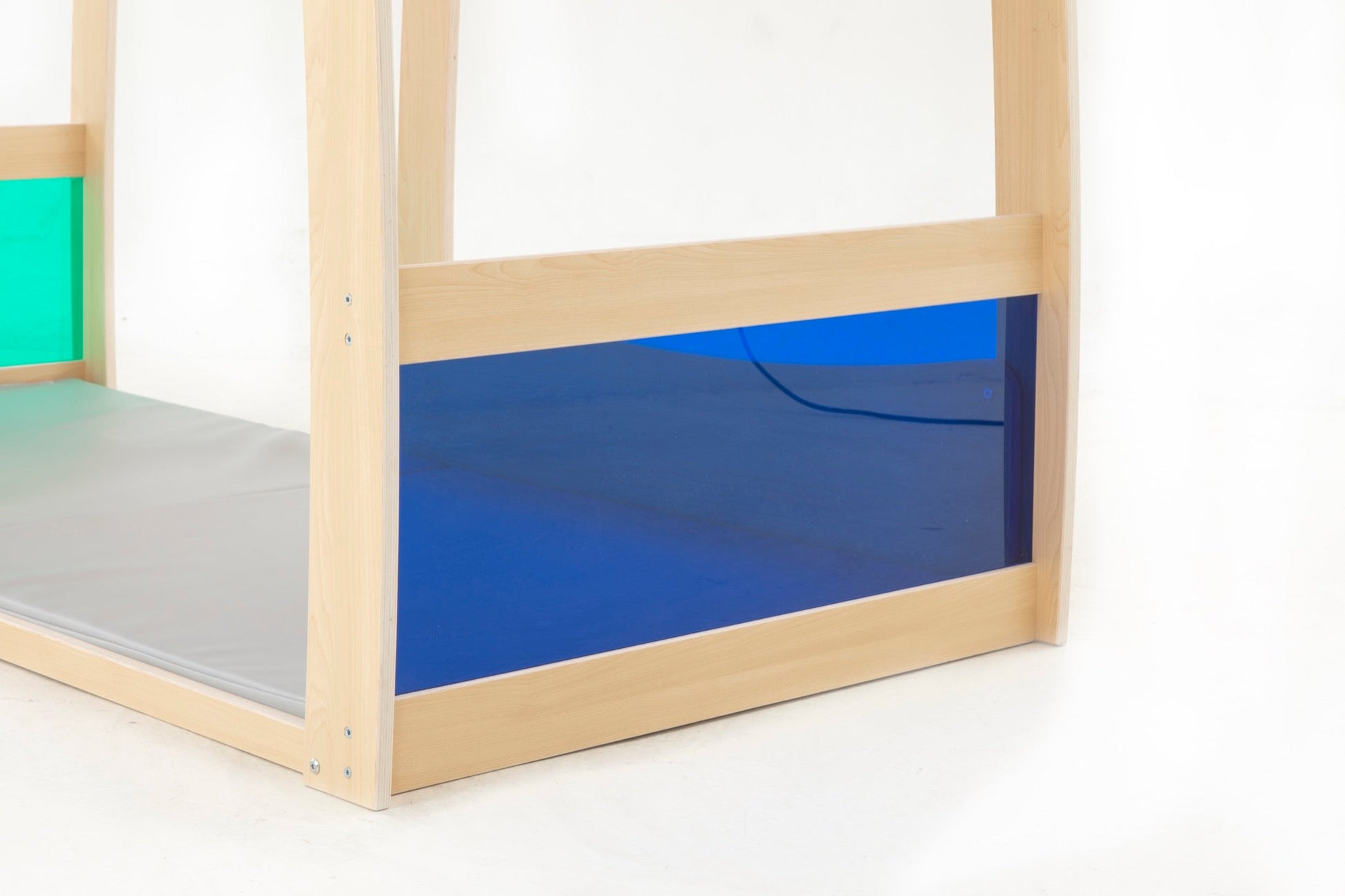 Wisdom - Speelhuisje voor kinderen - regenboogdesign - Playlaan