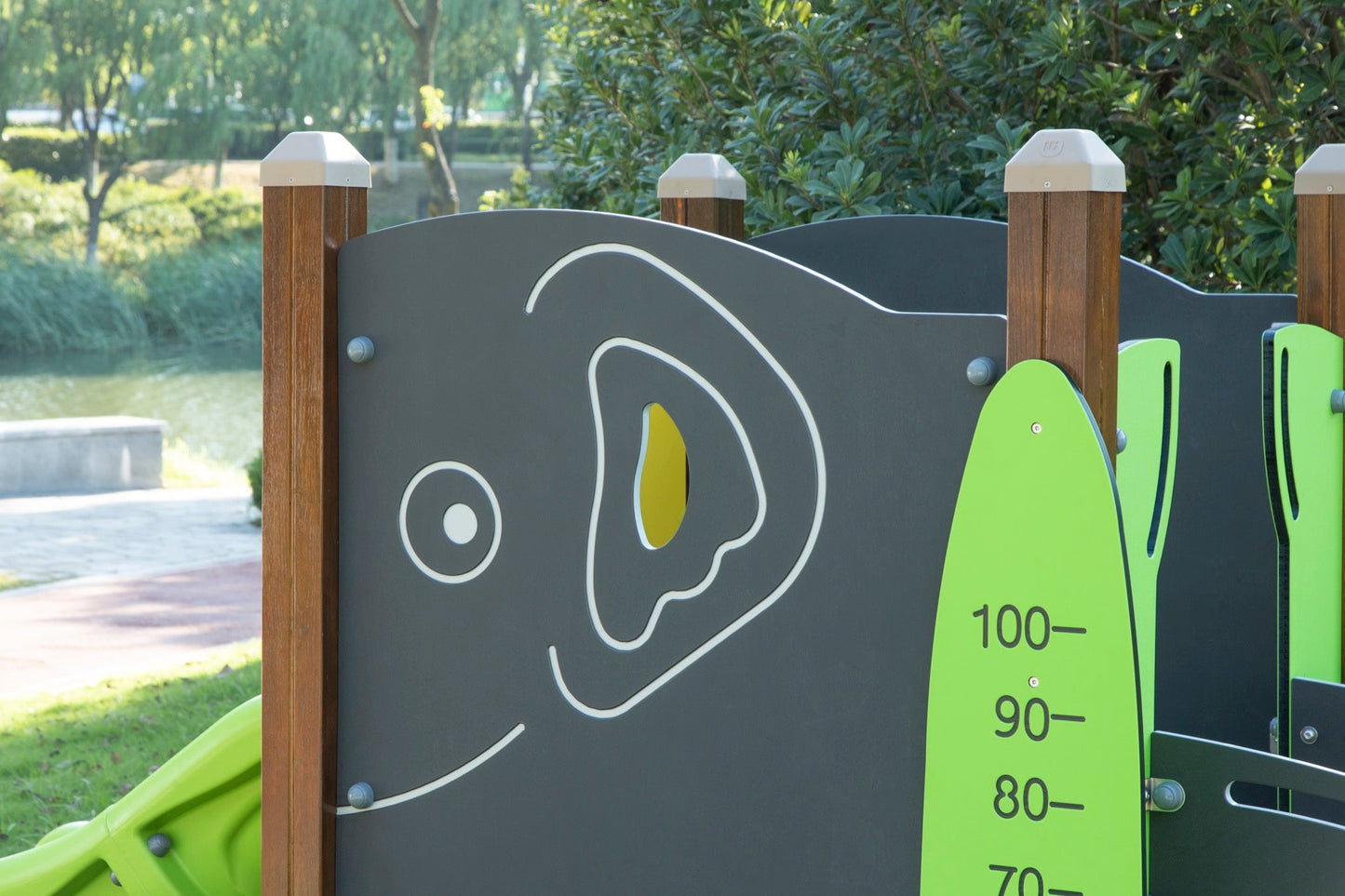 Wisdom - Speeltoestel Olifant met glijbaan - Playlaan