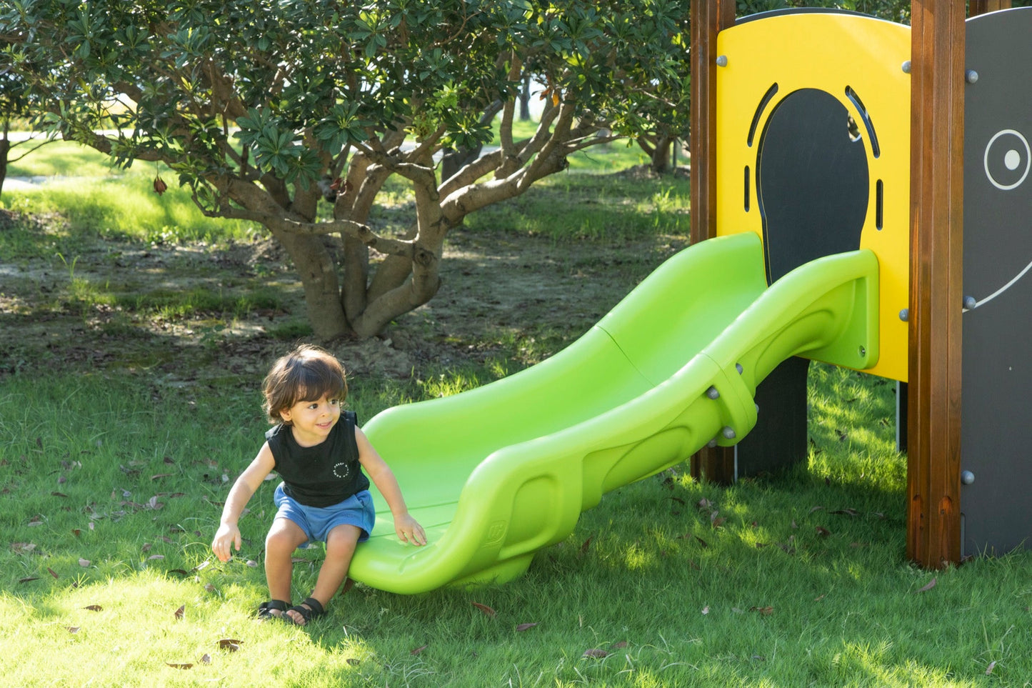 Wisdom - Speeltoestel Olifant met glijbaan - Playlaan