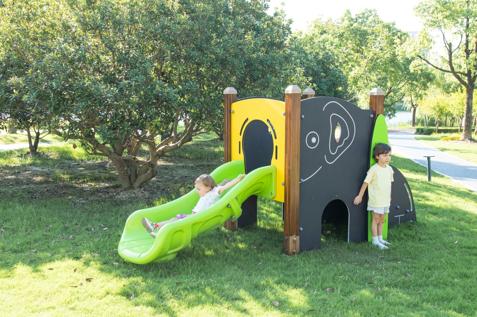 Wisdom - Speeltoestel Olifant met glijbaan - Playlaan