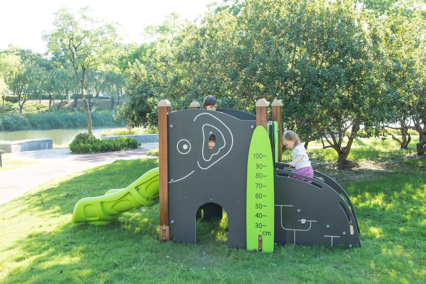 Wisdom - Speeltoestel Olifant met glijbaan - Playlaan