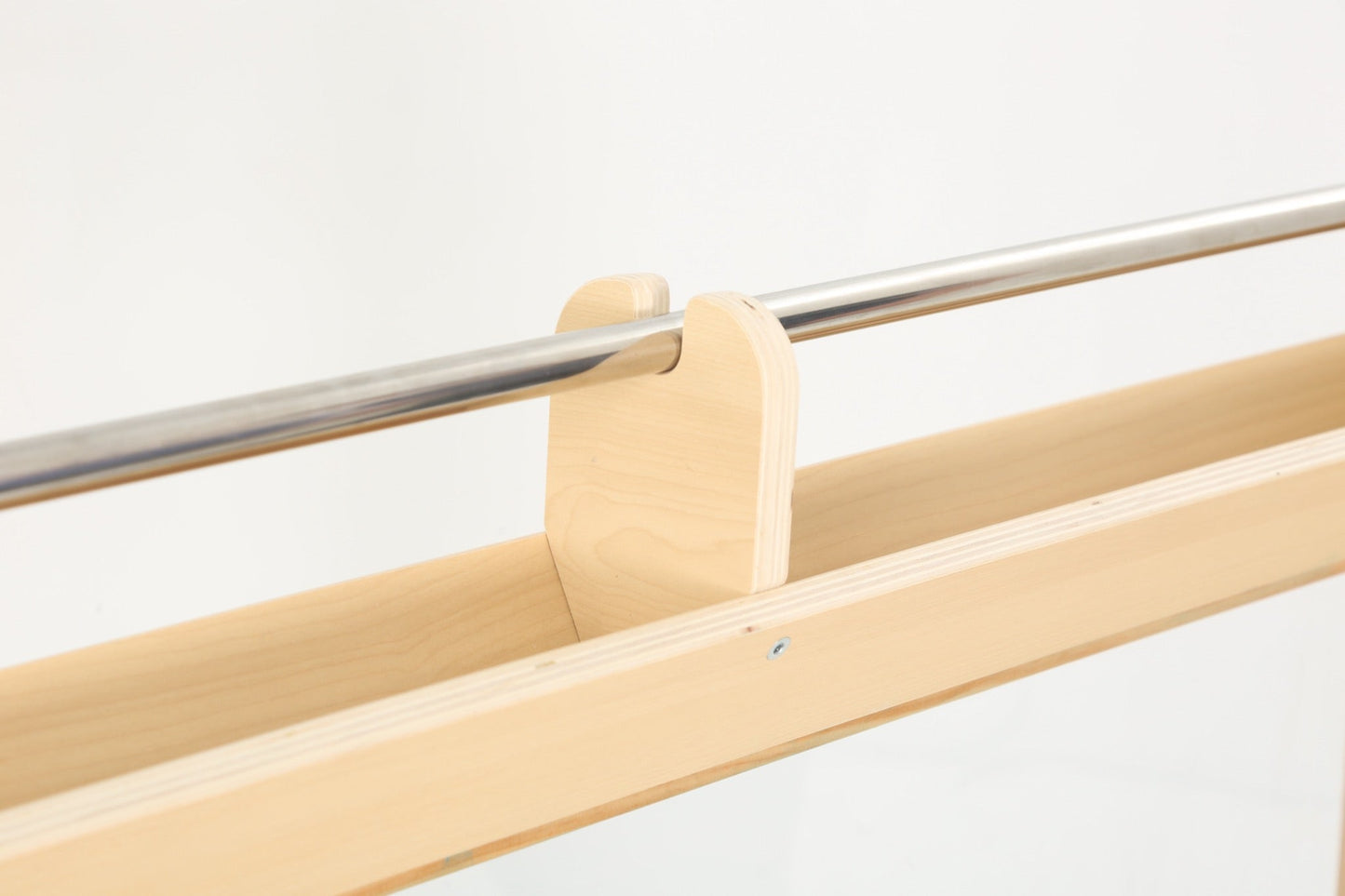 Wisdom - Transparante schildersezel op wieltjes - Playlaan