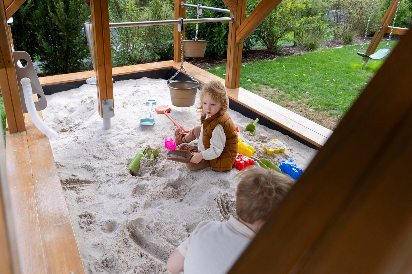 Wisdom - Wisdom - MULITFUNCTIONAL PLAYHOUSE glijbaan, schommel, zandbak - Limited Edition - Playlaan