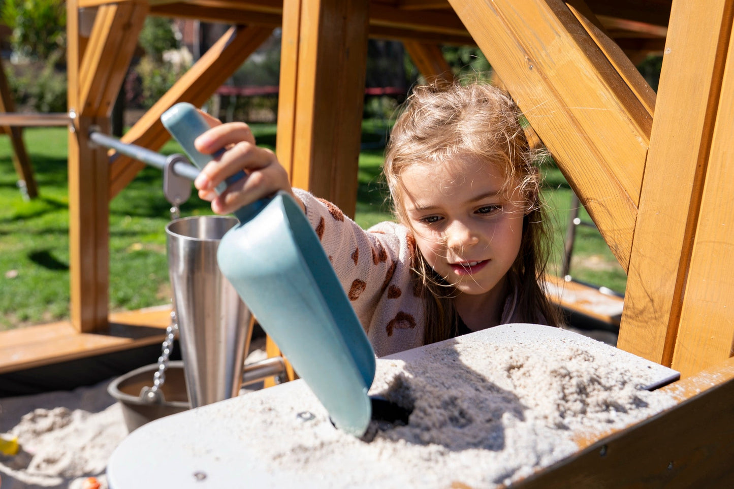 Wisdom - Wisdom - MULITFUNCTIONAL PLAYHOUSE glijbaan, schommel, zandbak - Limited Edition - Playlaan