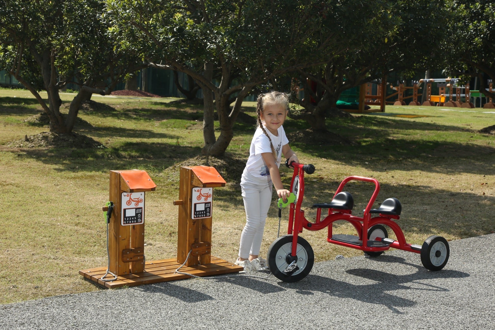 Wisdom - Wisdom - Oplaadstation voor kinderfietsen en driewielers - Playlaan