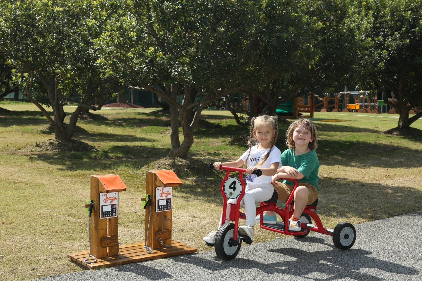 Wisdom - Wisdom - Oplaadstation voor kinderfietsen en driewielers - Playlaan